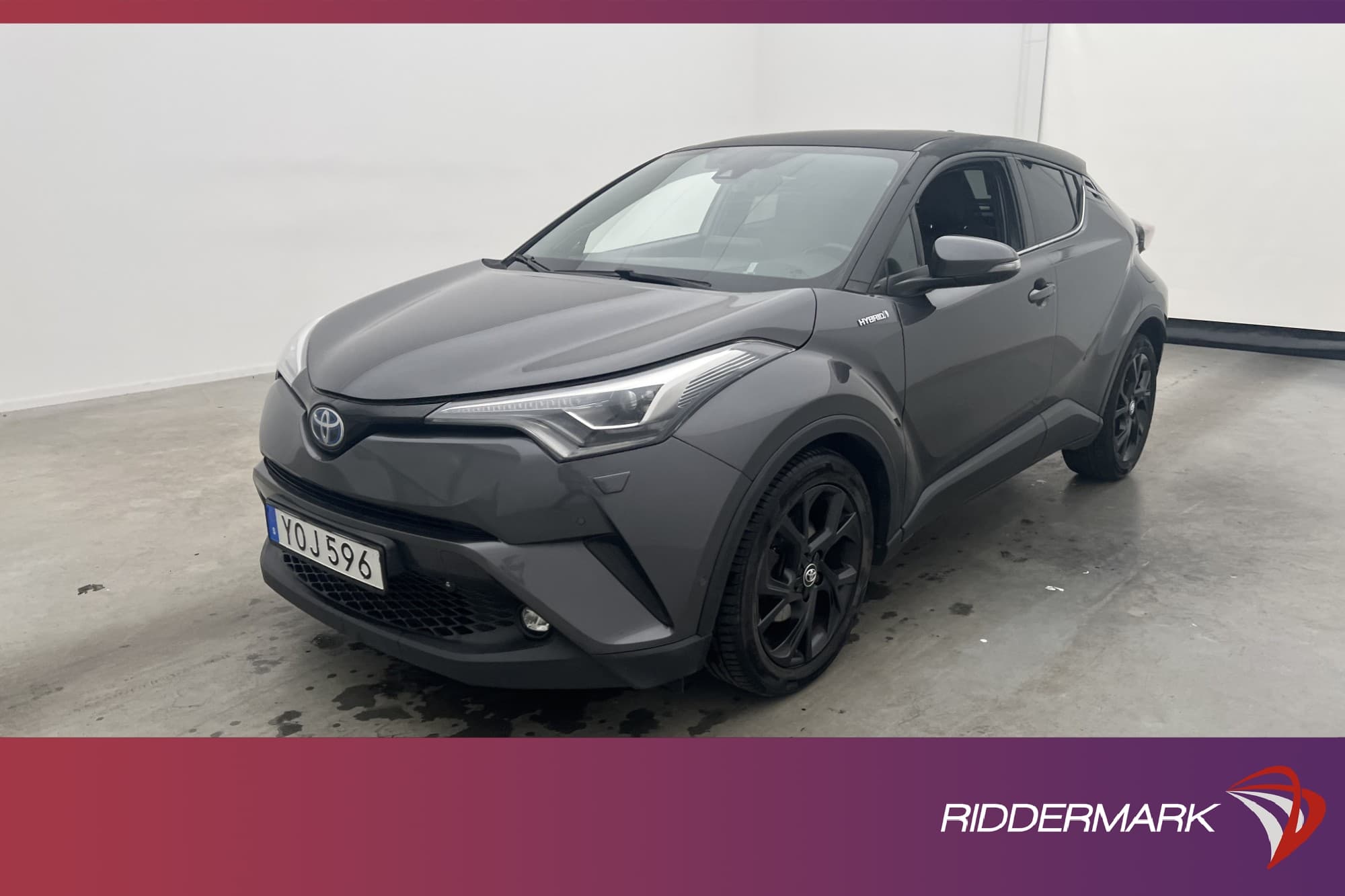 Toyota C-HR Hybrid 122hk
