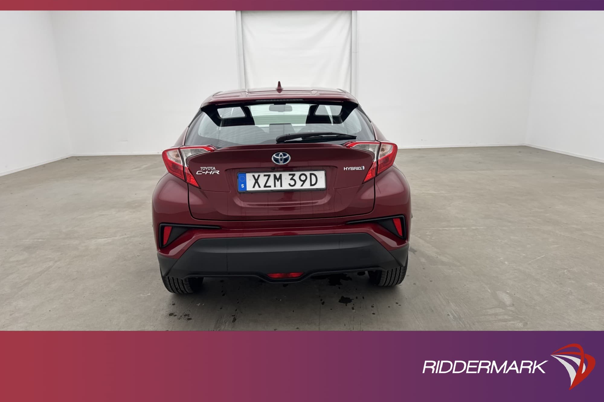 Toyota C-HR Hybrid CVT 122hk