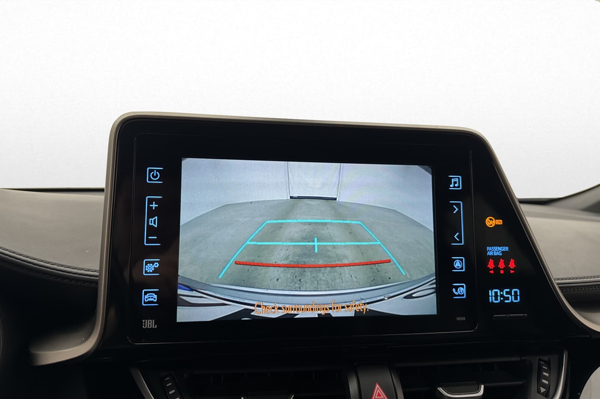 Toyota C-HR Hybrid 122hk X-Edition JBL Kamera Skinn Rattvärm