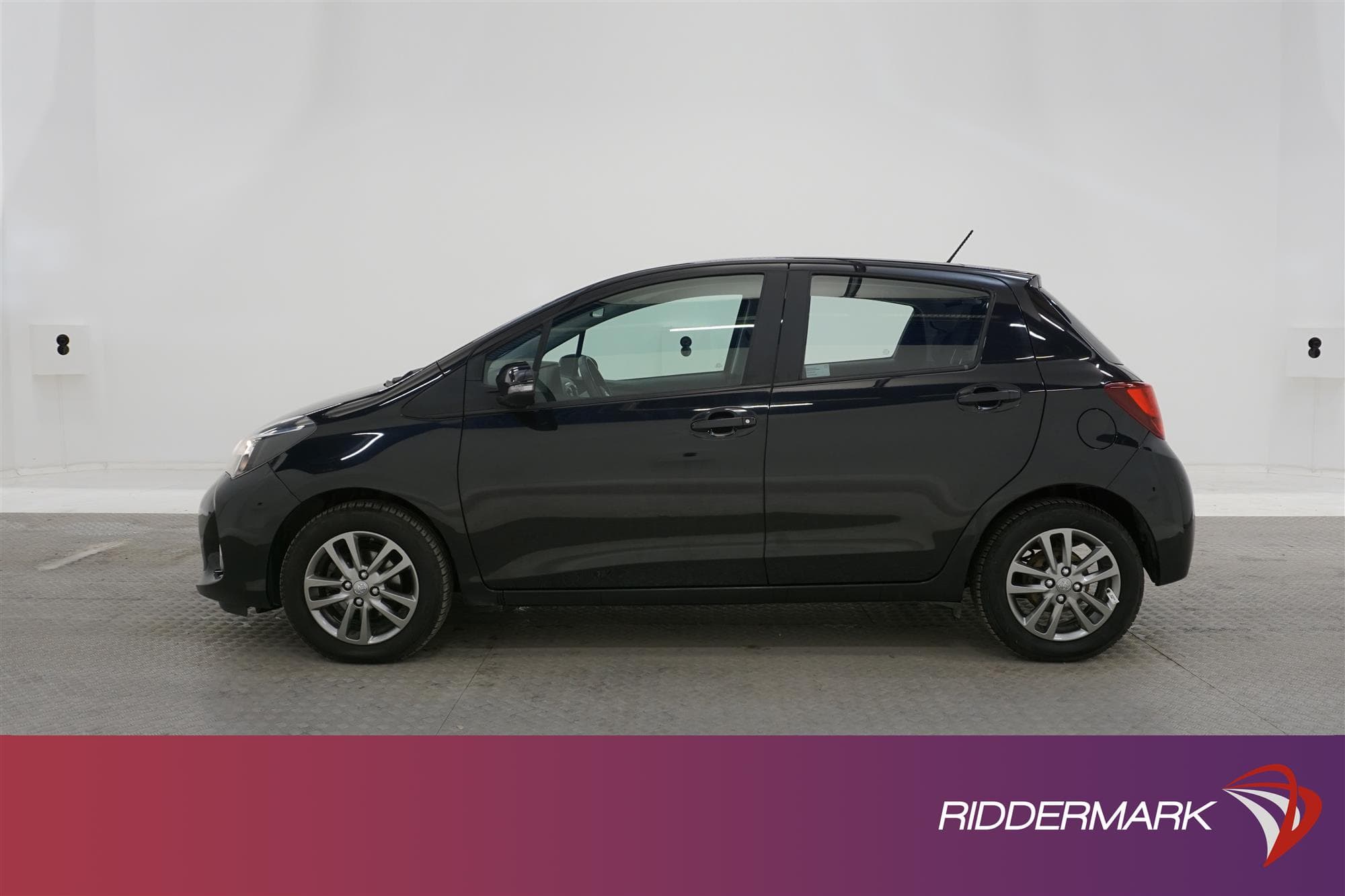 Toyota Yaris 1.33 99hk 1 Brukare  B-Kam Låg Skatt 0,49L/mil