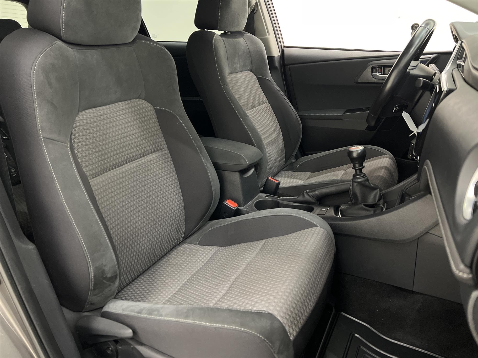 Toyota Auris 1.2 Turbo 116hk  B-Kam Lane Assist Nyservad