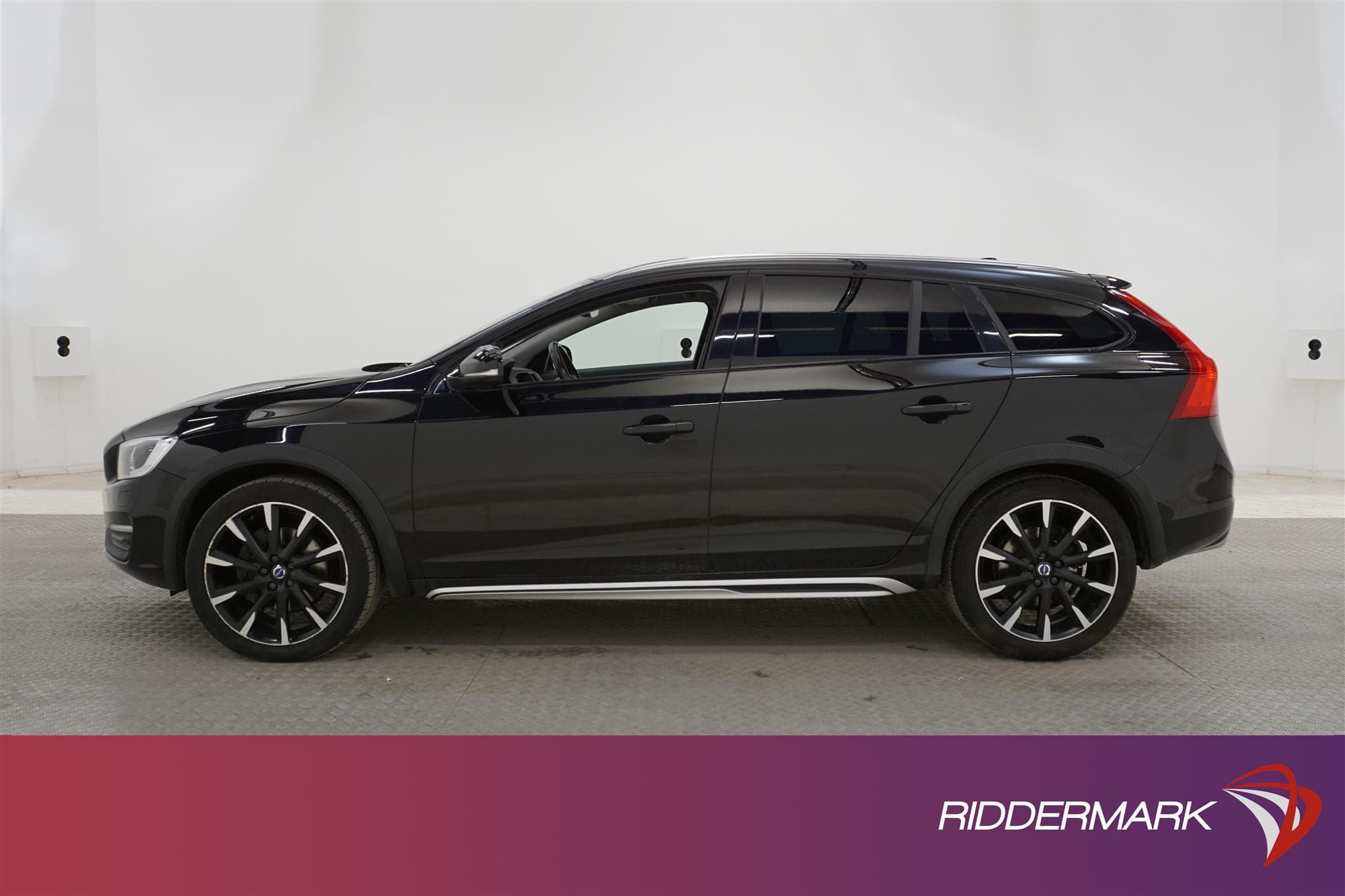 Volvo V60 Cross Country D4 AWD