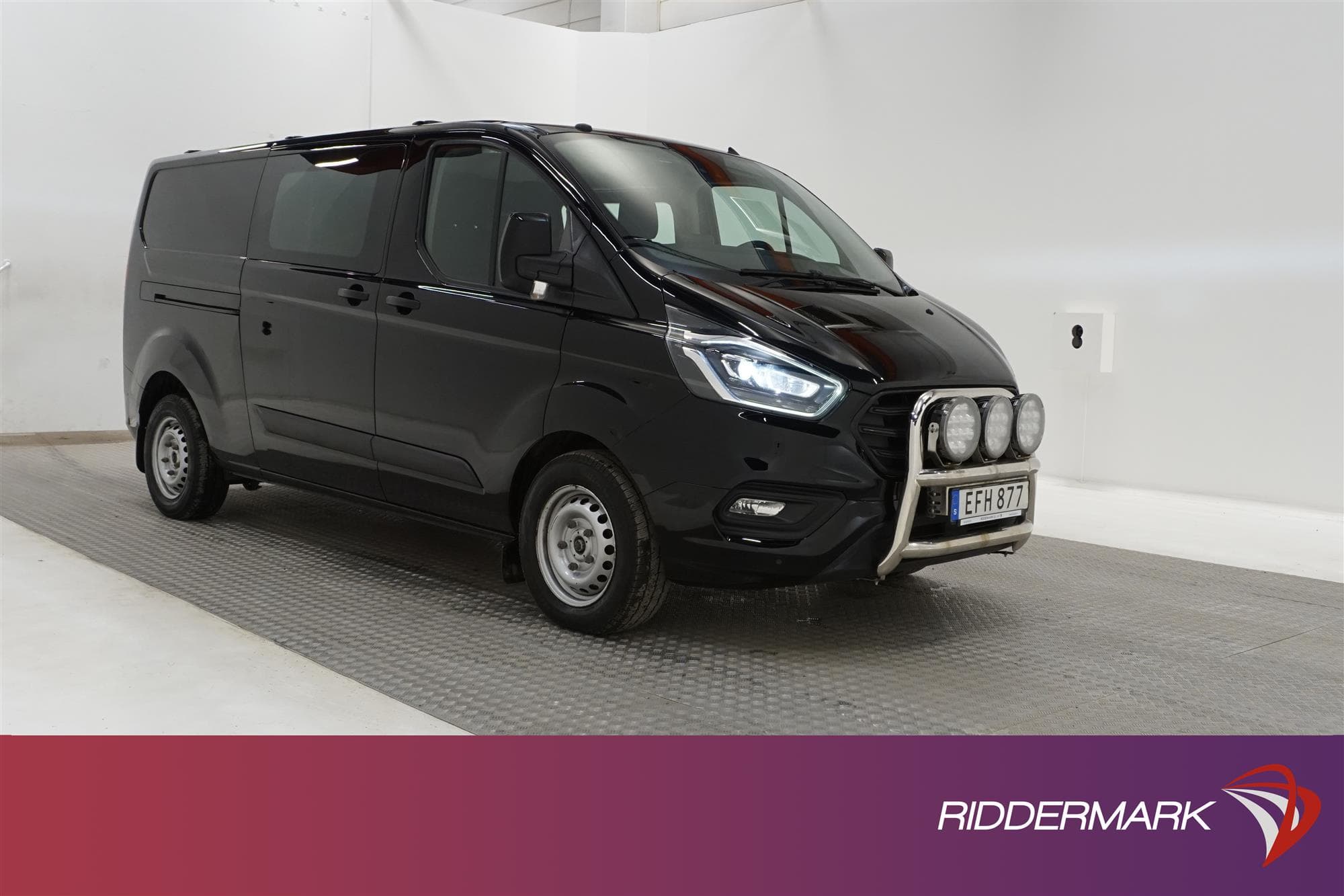 Ford Transit Custom Crew Van L2 170hk Värmare Drag 