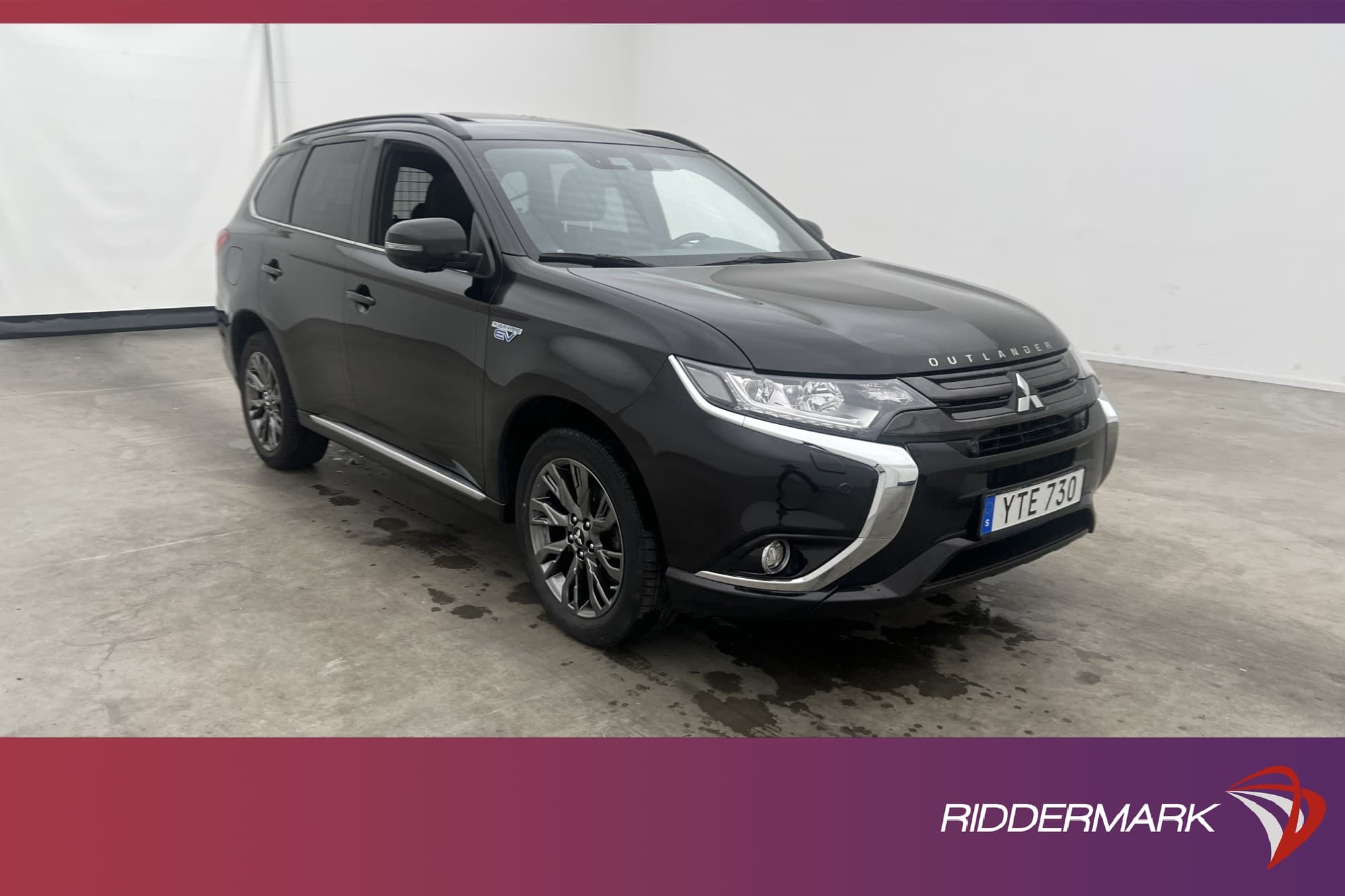 Mitsubishi Outlander PHEV 4WD