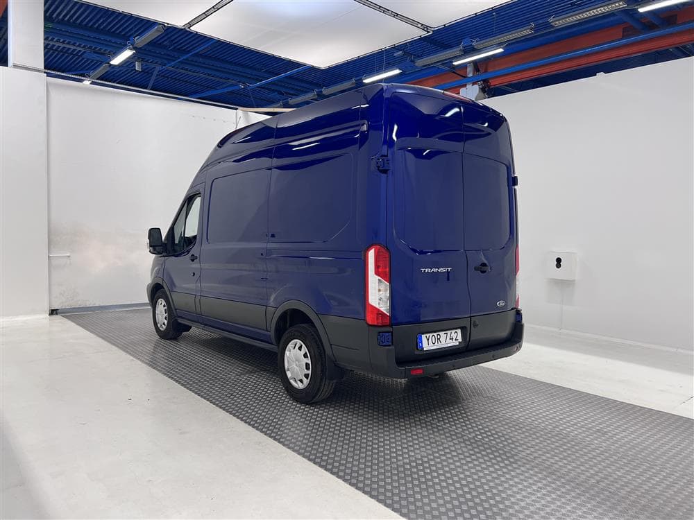 Ford Transit 350 2.0 TDCi Automat 130hk Eu6 H3 Värmare  exteriör
