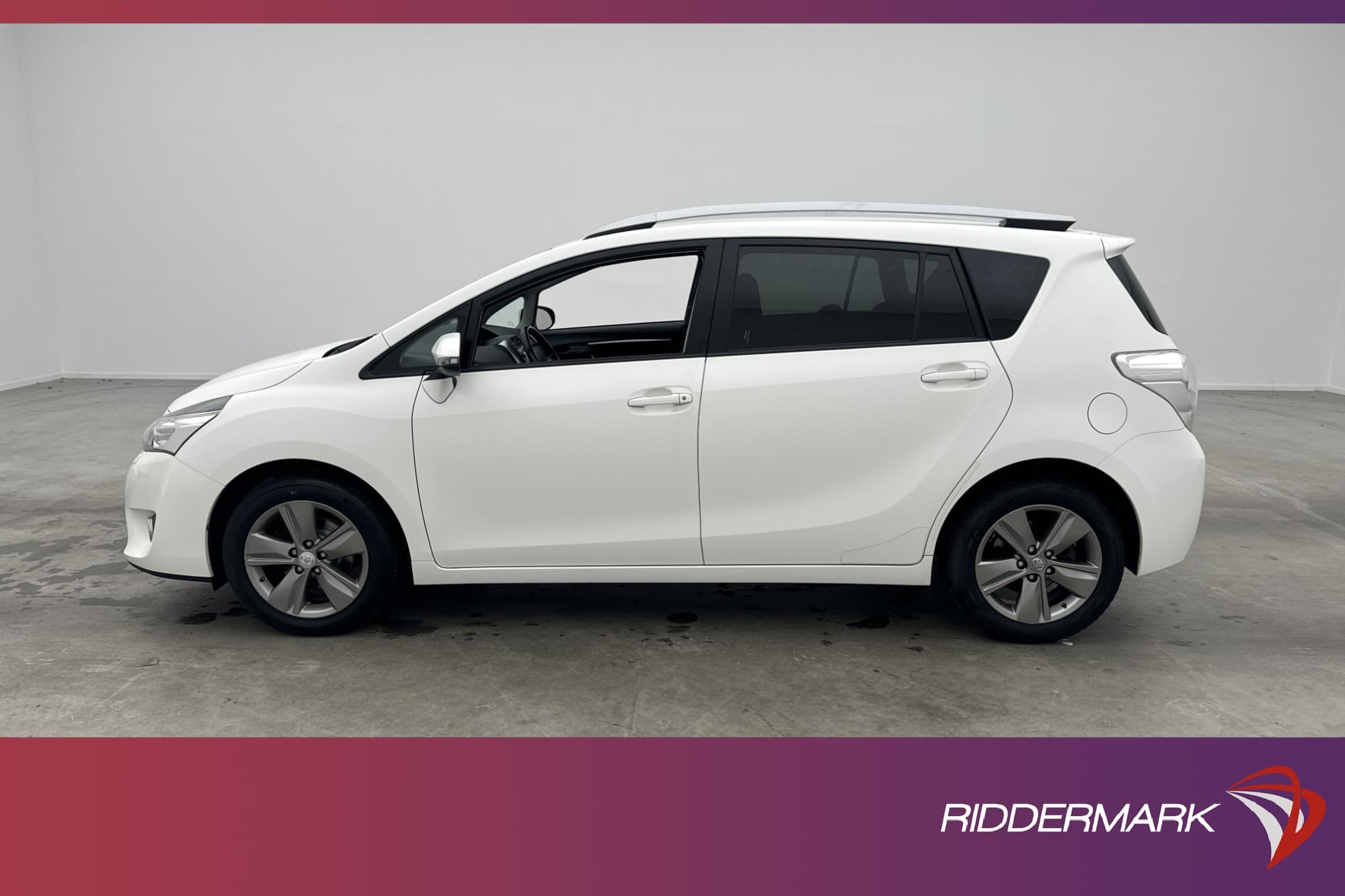 Toyota Verso 1.8 147hk