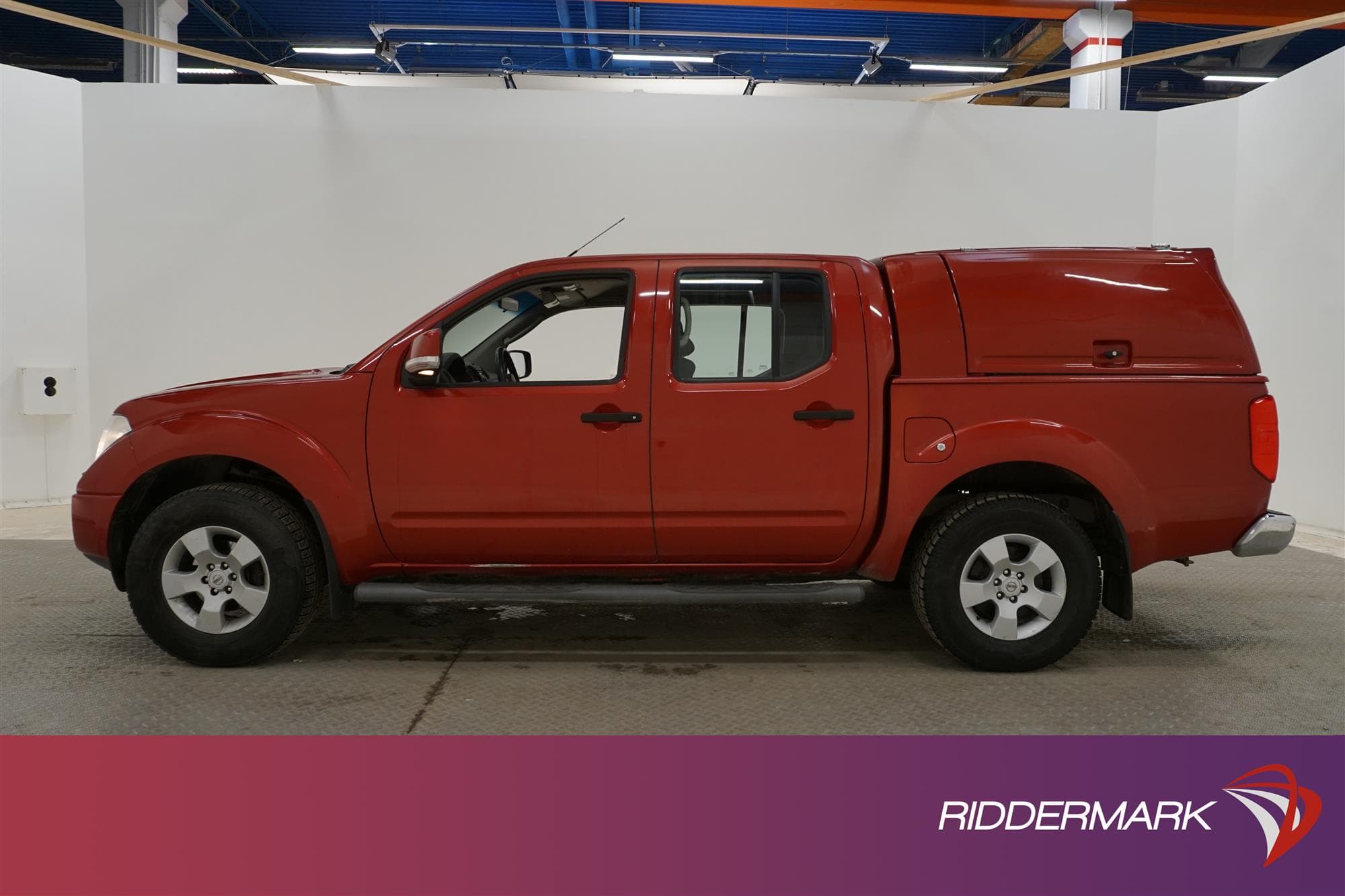 Nissan Navara 2.5dCi Automat 4x4 Dragkrok Kåpa