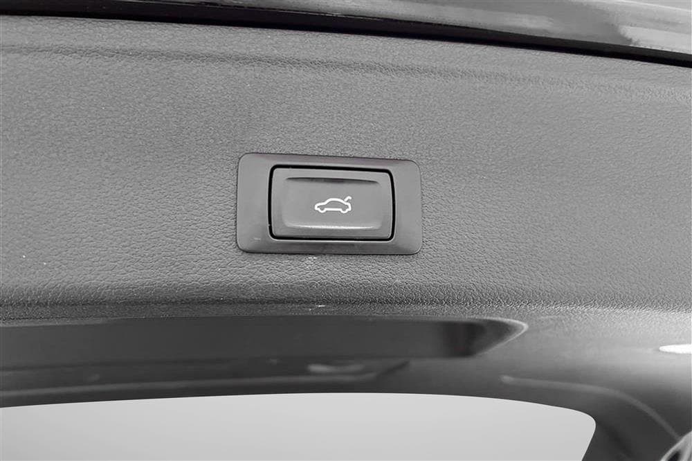 Audi A4 Allroad 2.0 TDI Quattro 190hk Proline D-Värmare Draginteriör