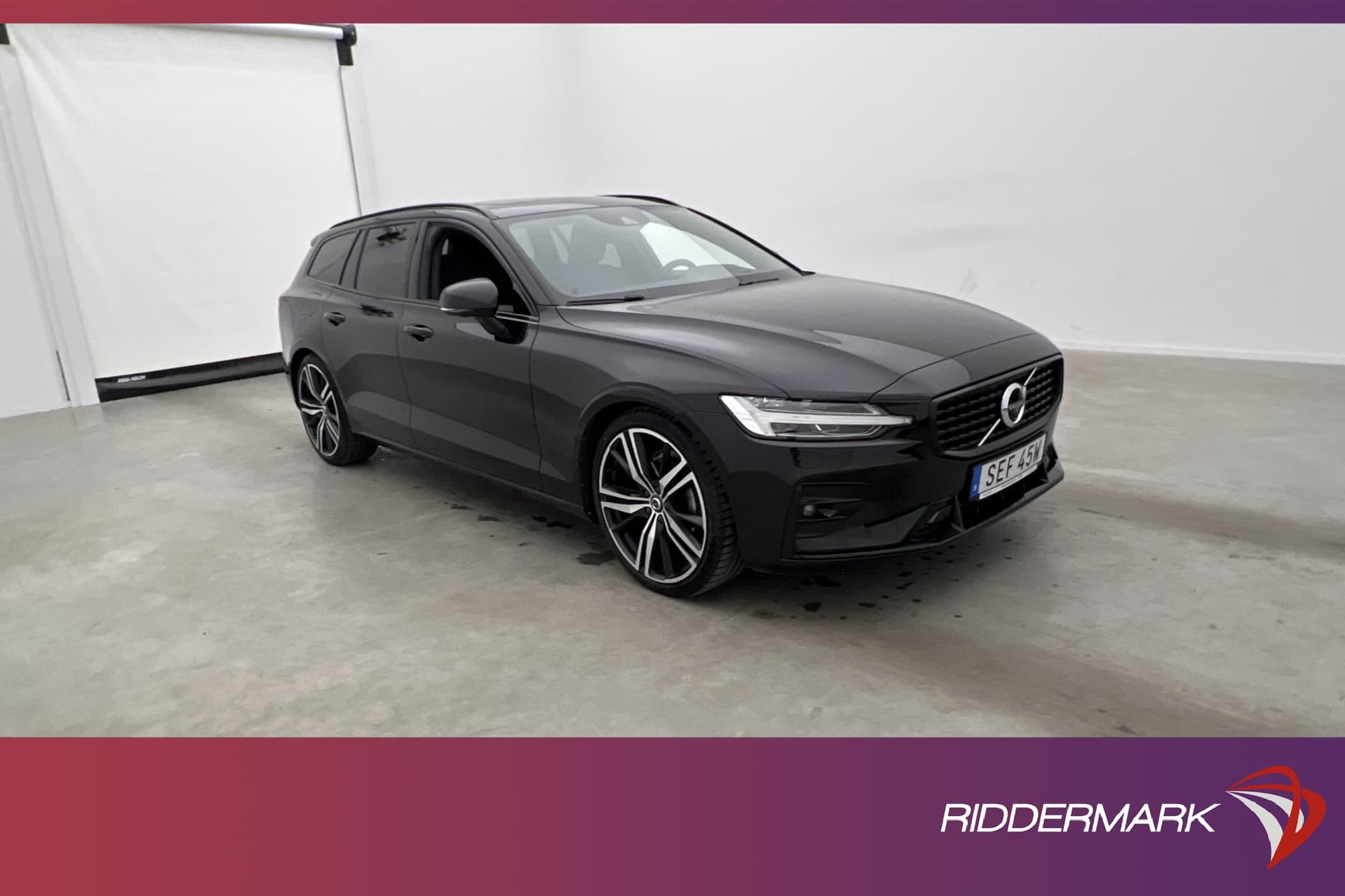 Volvo V60 B4