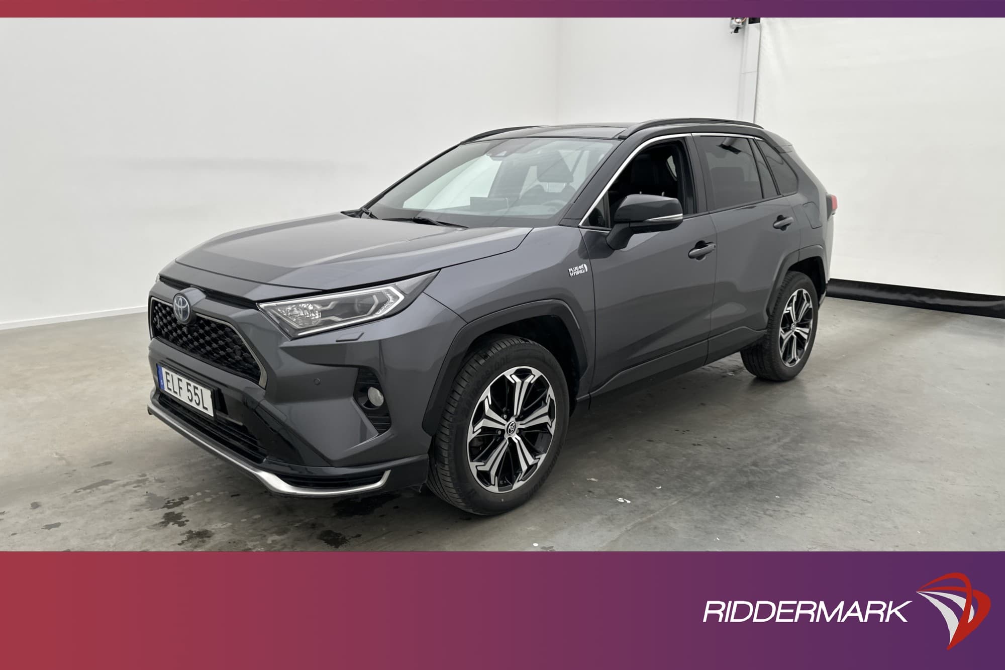 Toyota RAV4 Plug-in Hybrid AWD Premium Pano HUD Skinn 360° 