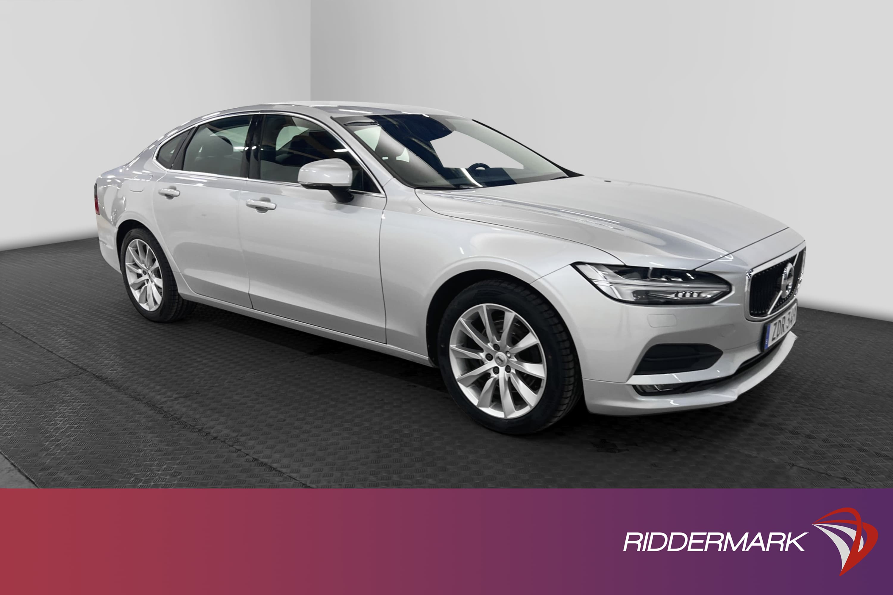 Volvo S90 D4 Advanced VOC Värmare Rattvärm Carplay Välservad