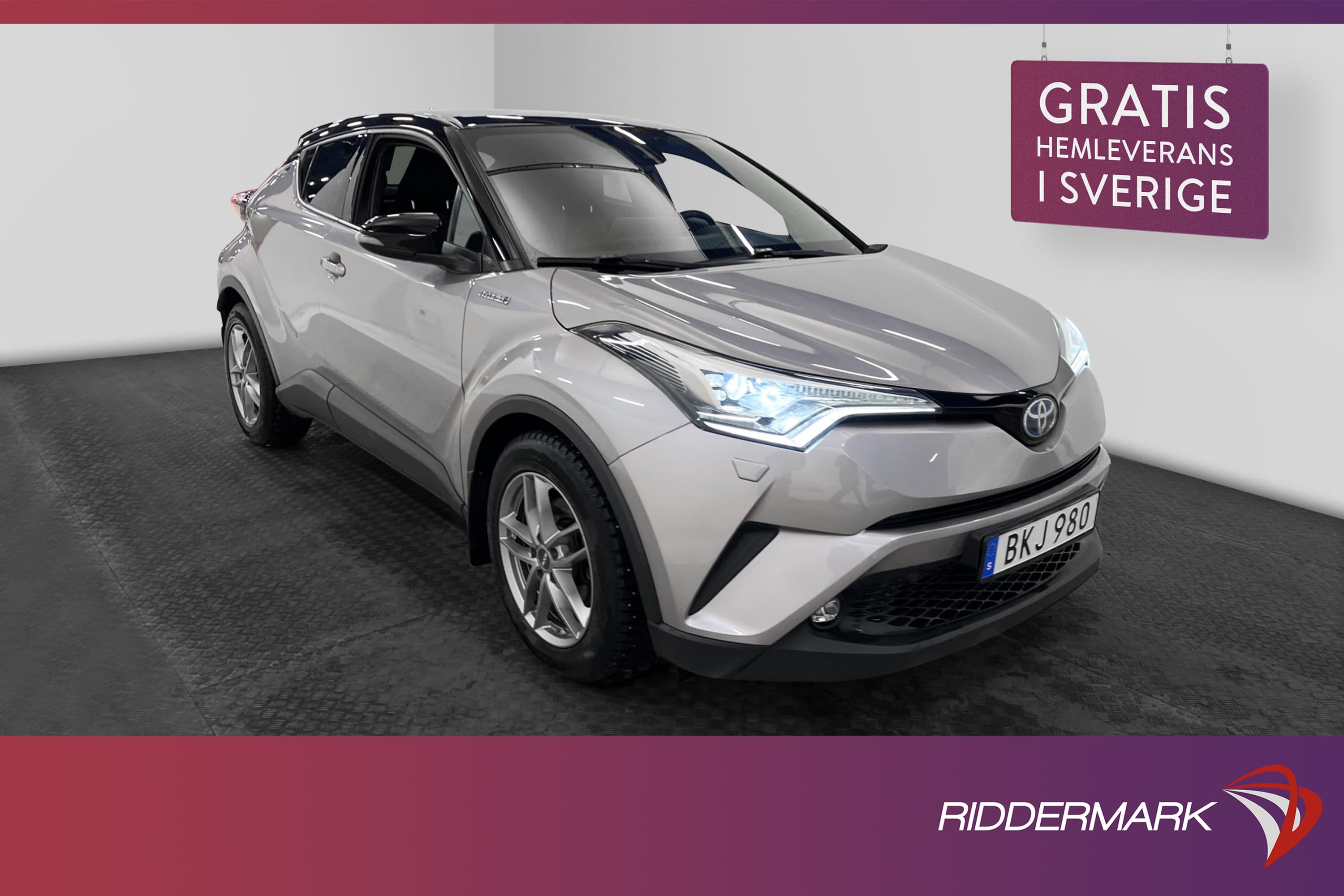 Toyota C-HR Hybrid 122hk