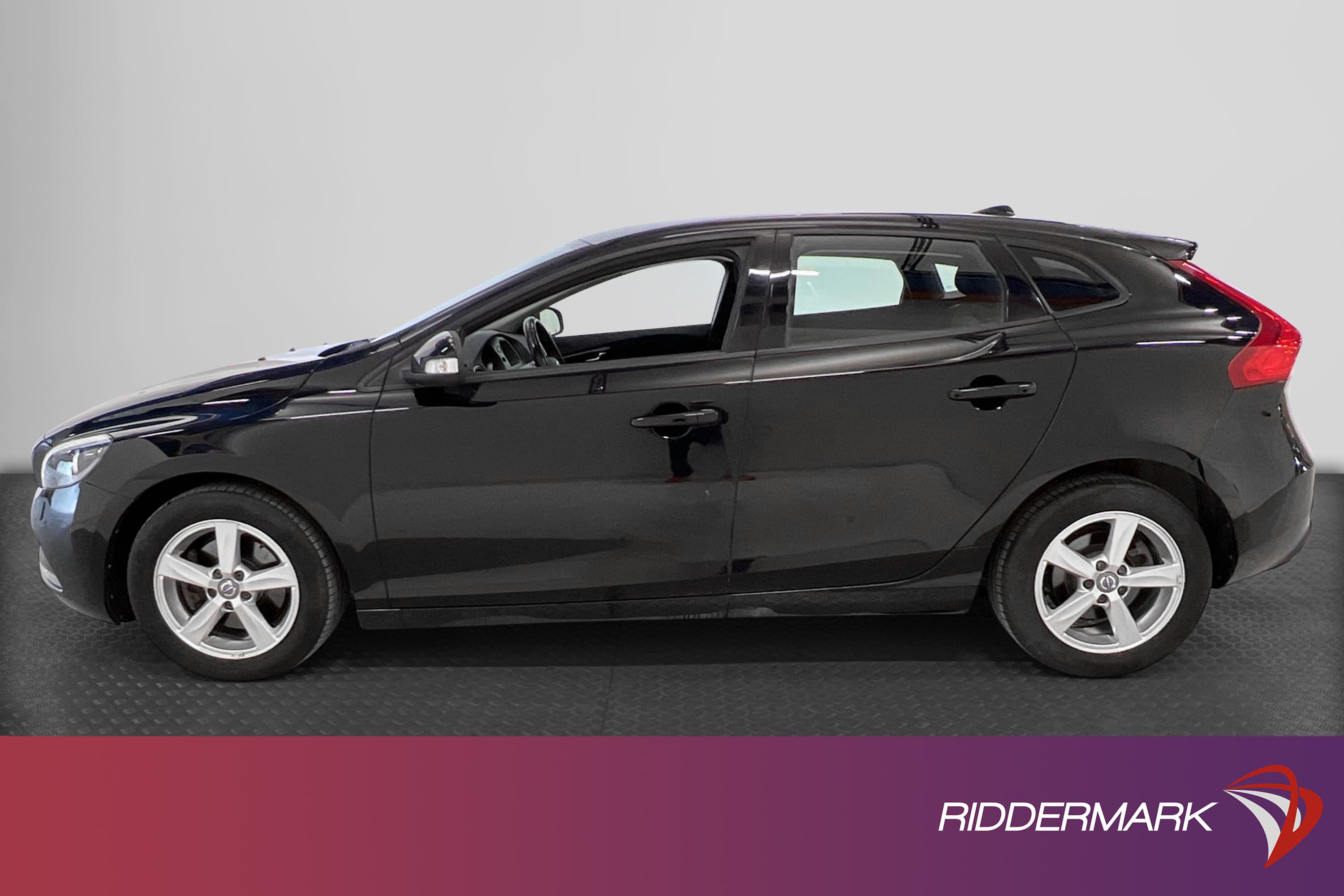 Volvo V40 T2 120hk