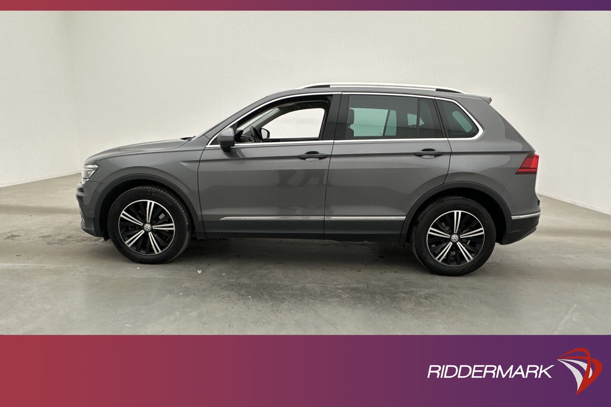 Volkswagen Tiguan 2.0 TDI 4M 190hk GT Drag D-Värm Cockpit