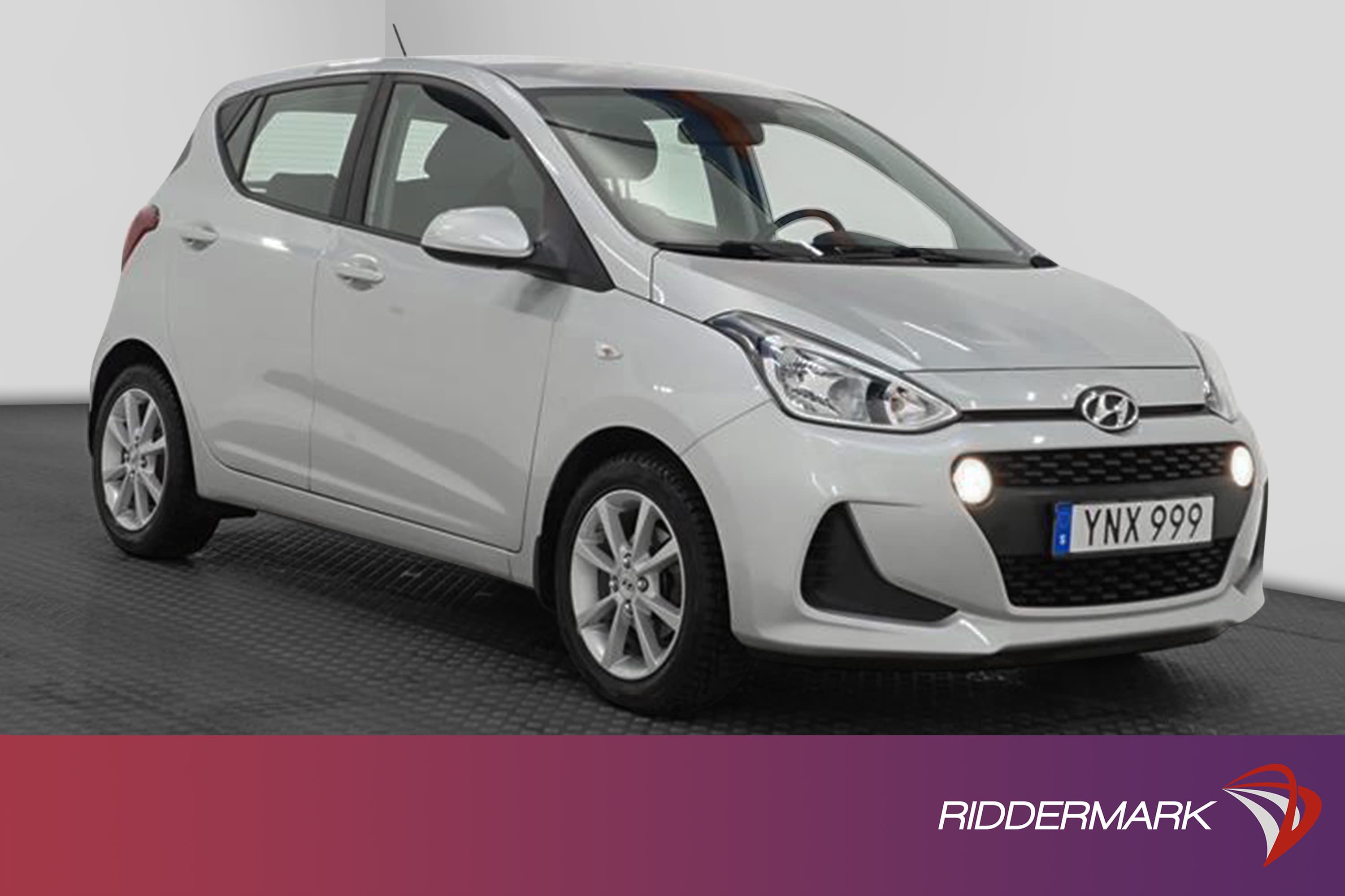 Hyundai i10 1.0 blue 66hk