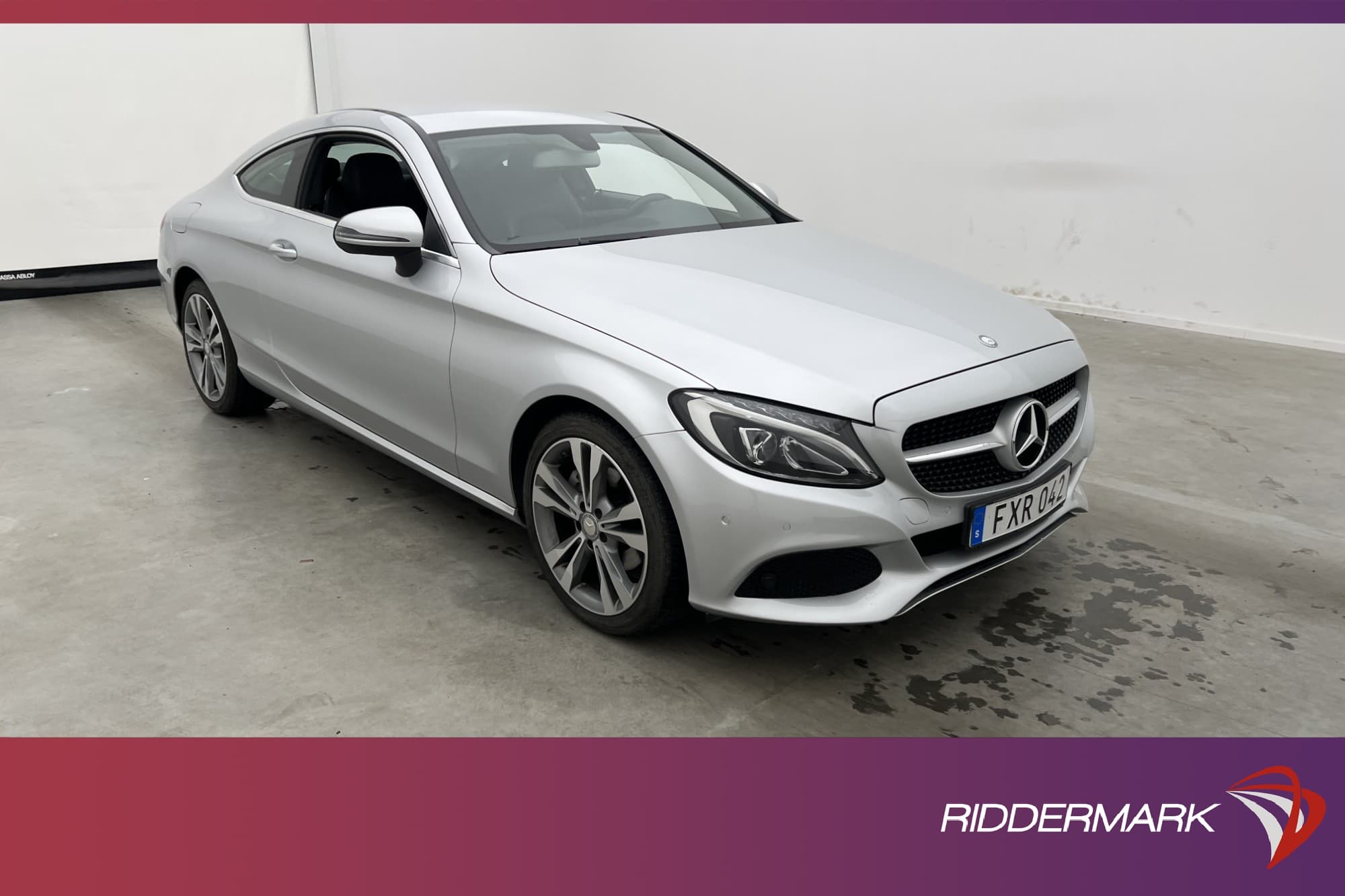 Mercedes-Benz C 200 Coupé 184hk Kamera H-skinn P-Sensor