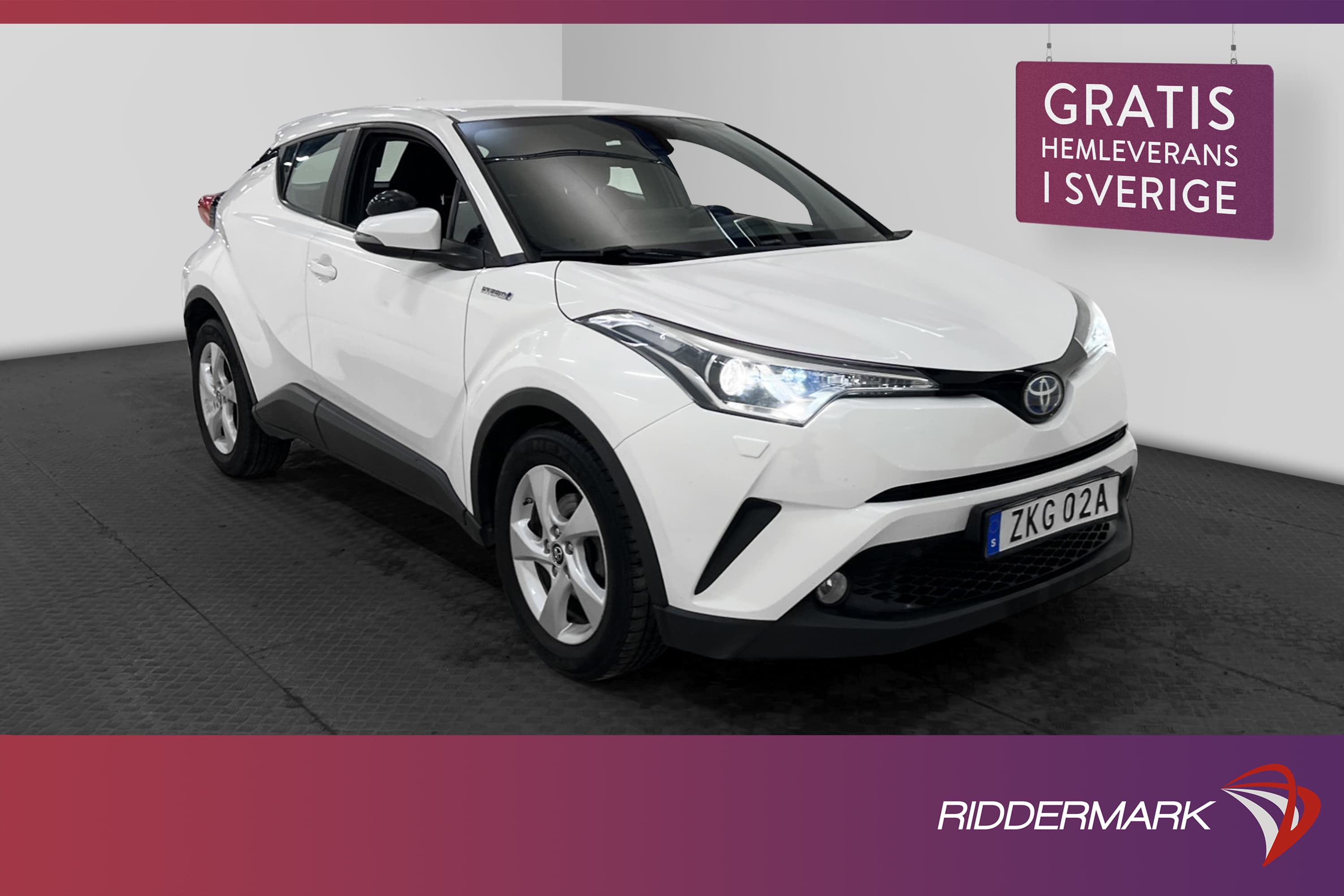 Toyota C-HR Hybrid CVT 122hk