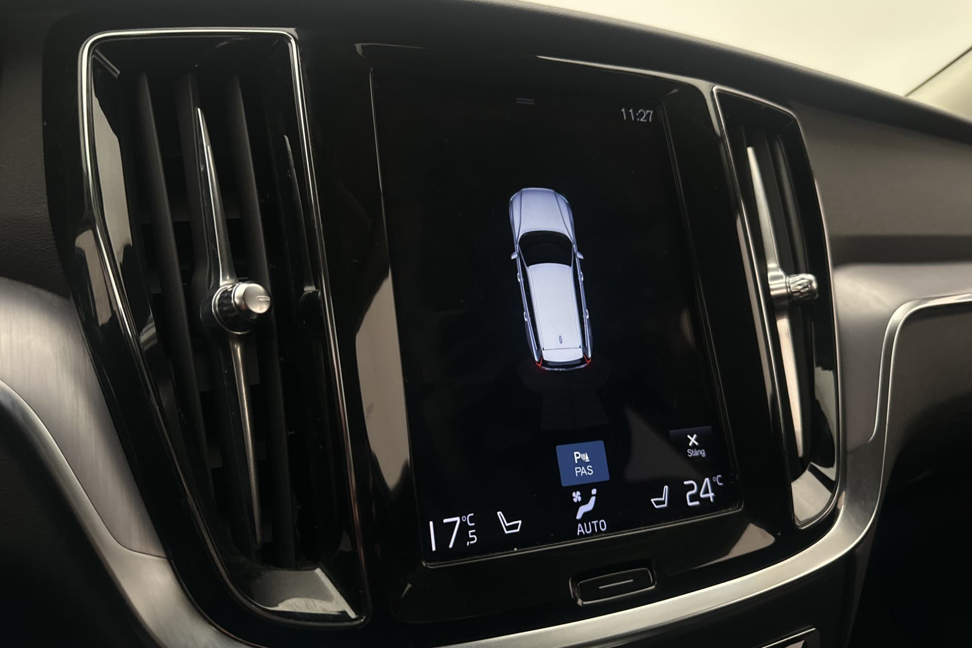 Volvo V60 B4 Momentum Keyless Värmare P-Sensorer Drag MOMS