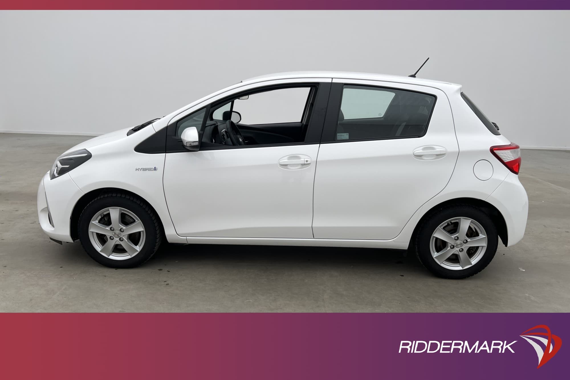 Toyota Yaris Hybrid e-CVT 101hk