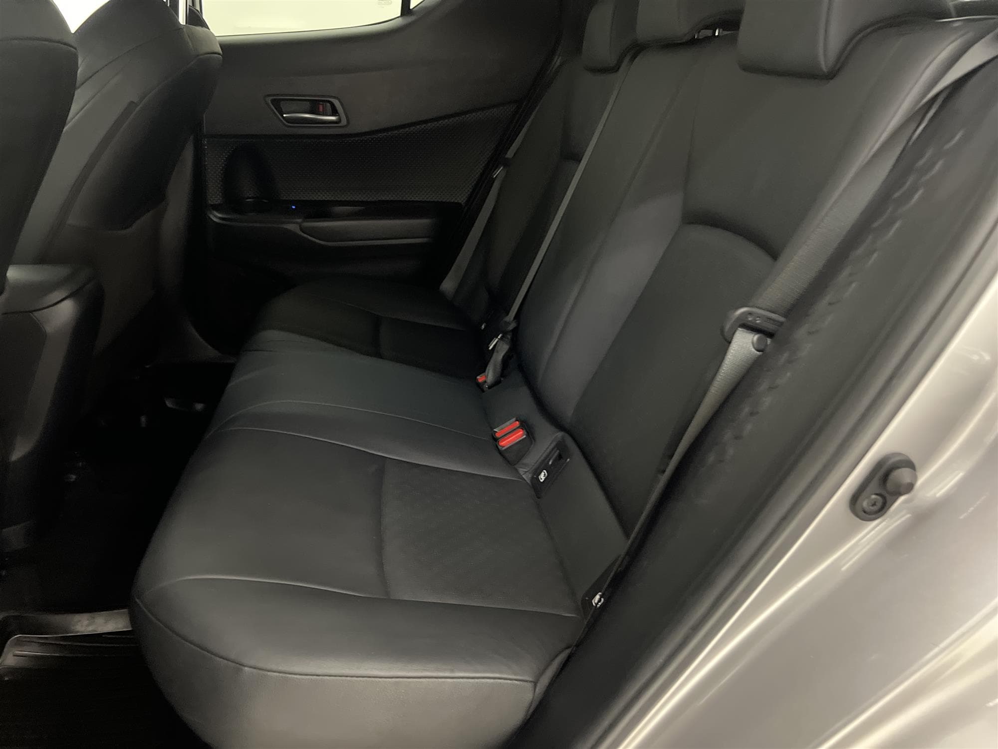 Toyota C-HR Hybrid CVT 122hk Executive JBL Skinn 0,38L/mil