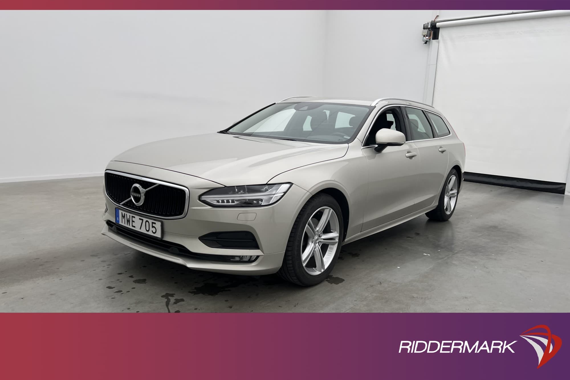 Volvo V90 D4 AWD
