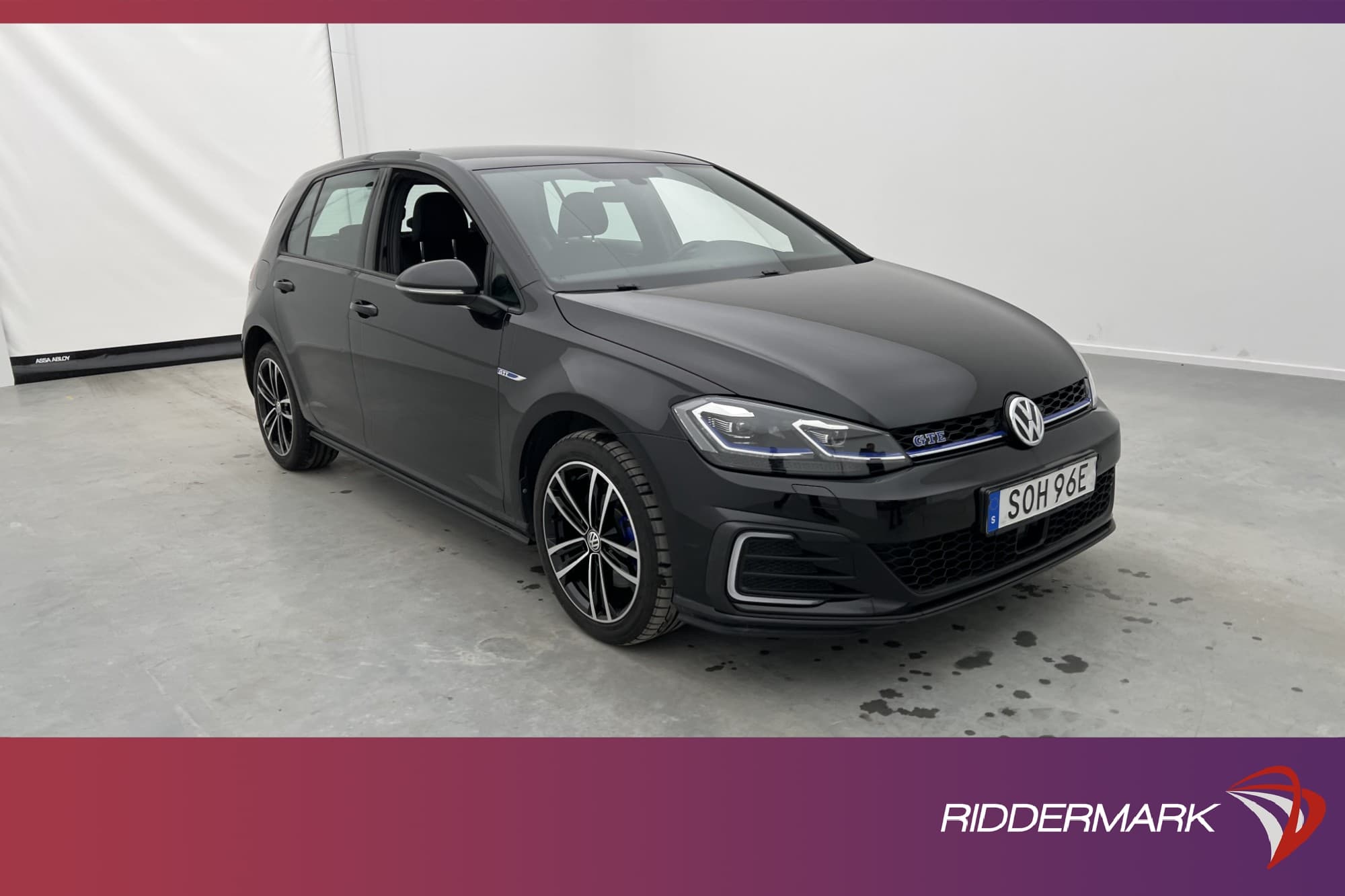 Volkswagen Golf GTE DSG 204hk