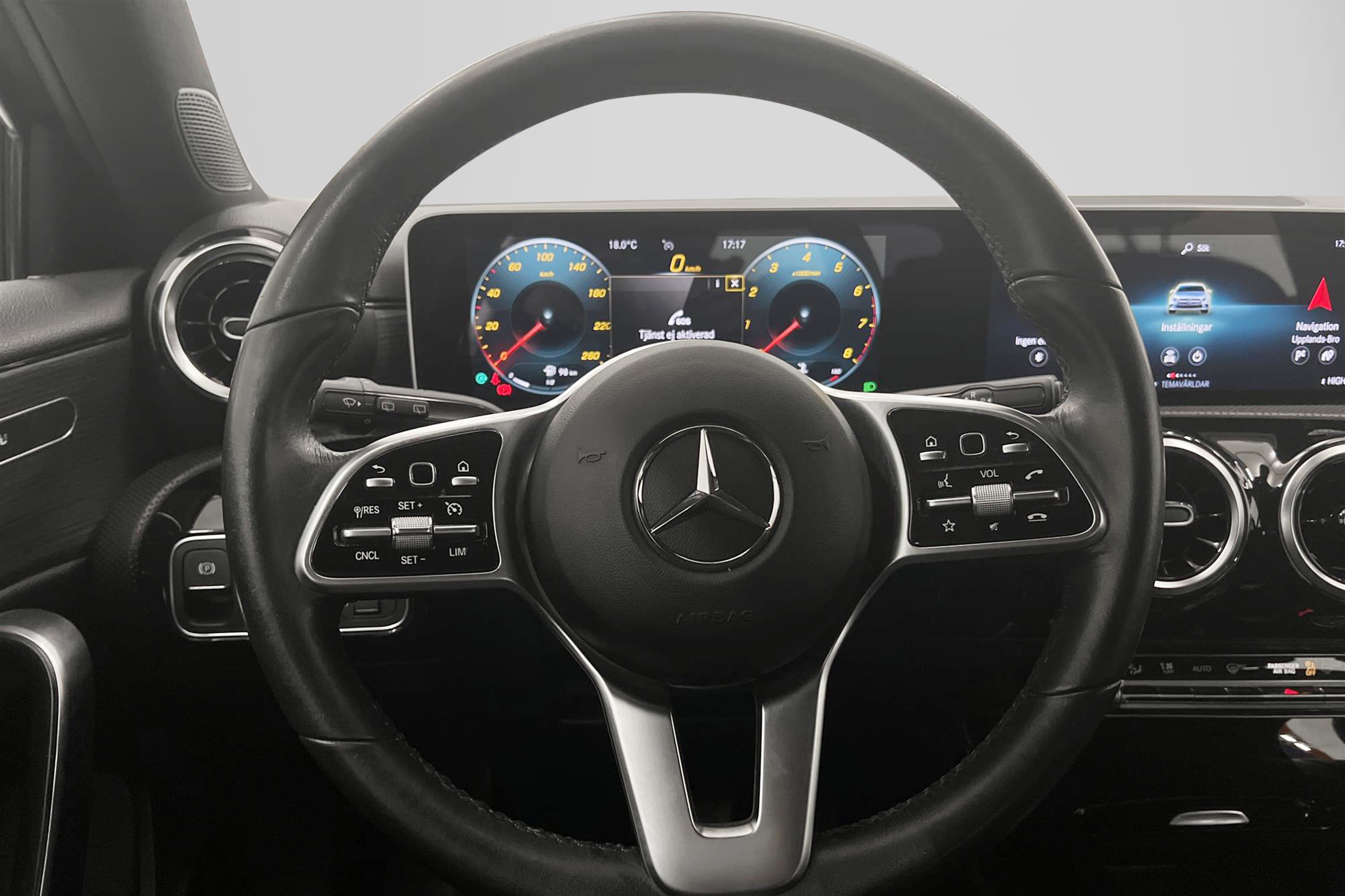 Mercedes-Benz A 180 136hk Widescreen Kamera Navi 0,59l/mil