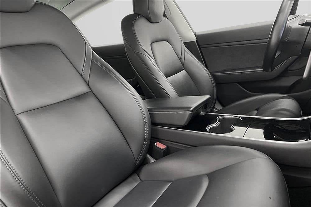 Tesla Model 3 Long Range AWD 440hk Uppgraderad AP Svensksåldinteriör