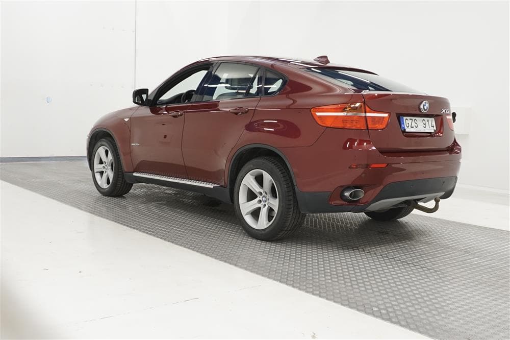 BMW X6 30d E71 235hk Skinn HuD T-lucka B-kam Drag Nyservadexteriör