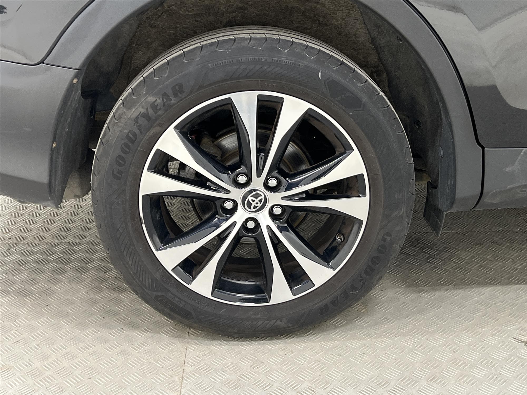 Toyota RAV4 2.0 AWD 152hk M&K-Värmare Drag B-Kam Navi 