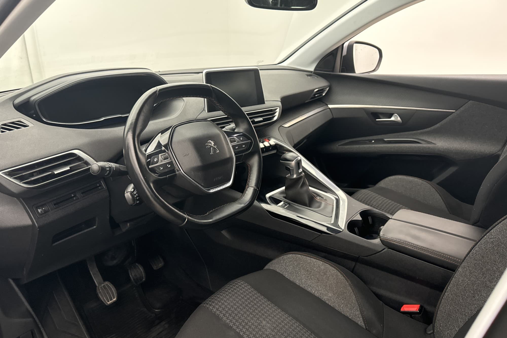 Peugeot 5008 PureTech 130hk Active 7-Sits M&K-Värm Sensorer