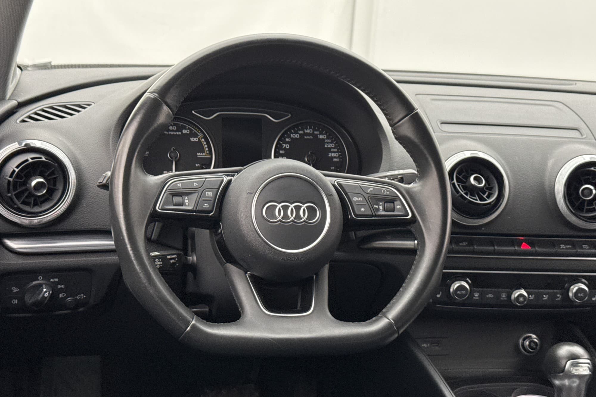 Audi A3 Sportback e-Tron 204hk Comfort Bang&Olufsen Keyless