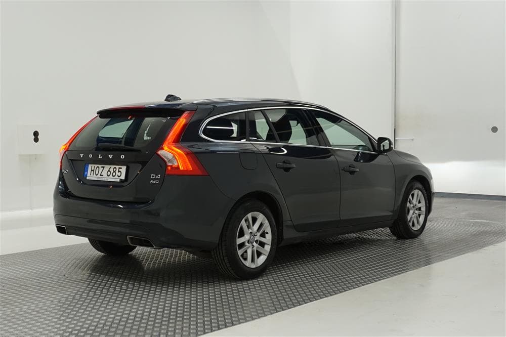 Volvo V60 D4 181hk AWD Summum D-Värm Skinn P-Sens 0,59l/milexteriör