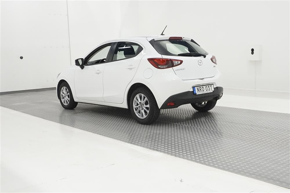Mazda 2 5dr 1.5 75hk 2 Bruk Motorvärmare Välserv 0,49l/milexteriör