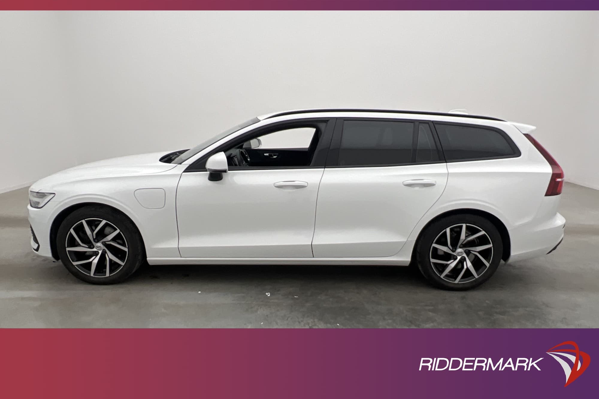 Volvo V60 T6 340hk AWD Värmare VOC Kamera Drag CarPlay