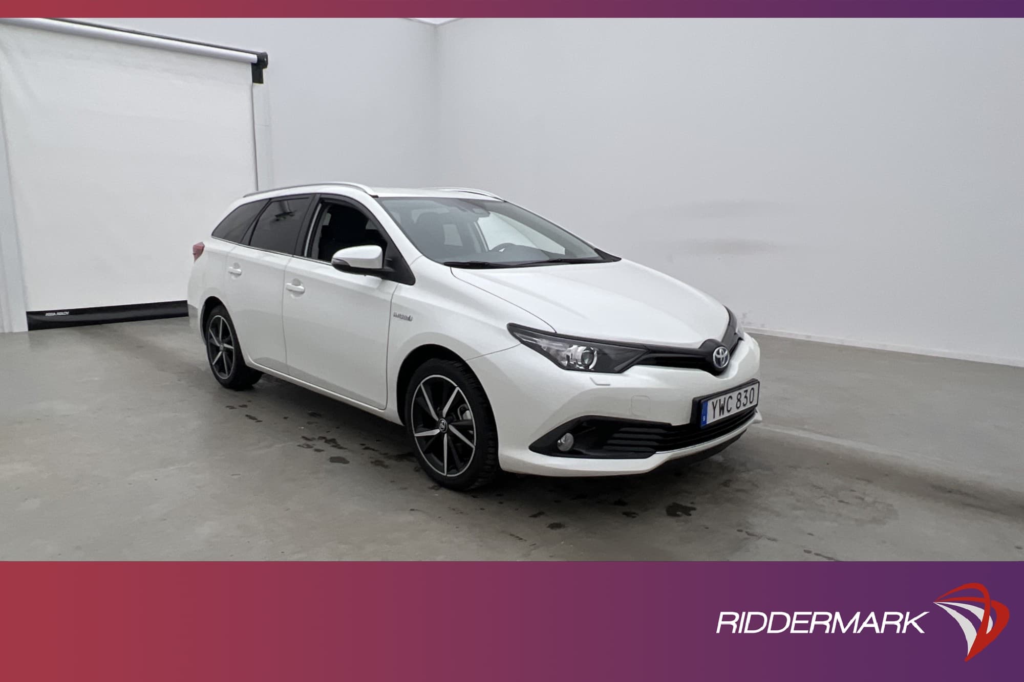 Toyota Auris Touring Sports Hybrid