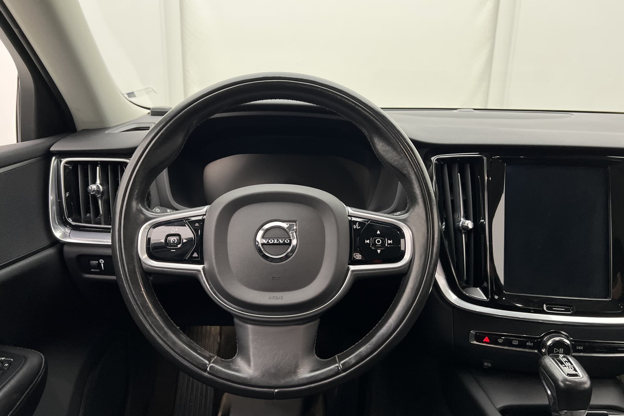 Volvo V60 D4 AWD Momentum VOC Värmare Kamera Dragkrok