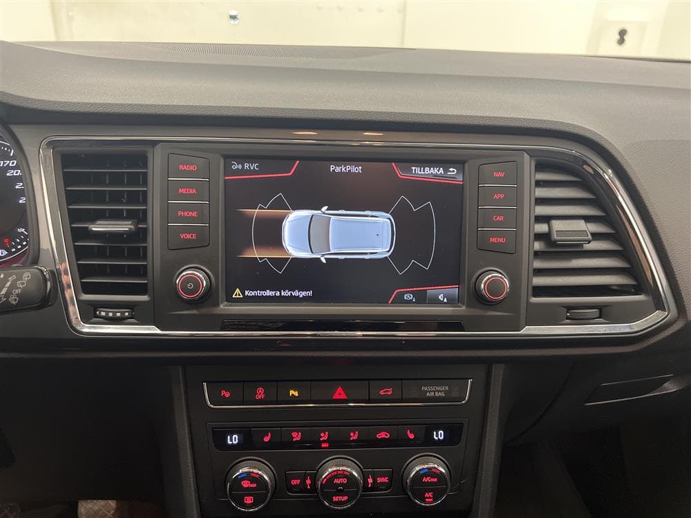 SEAT Ateca 1.0 TSI 115hk Navi Sensorer Drag 0,54l/milinteriör