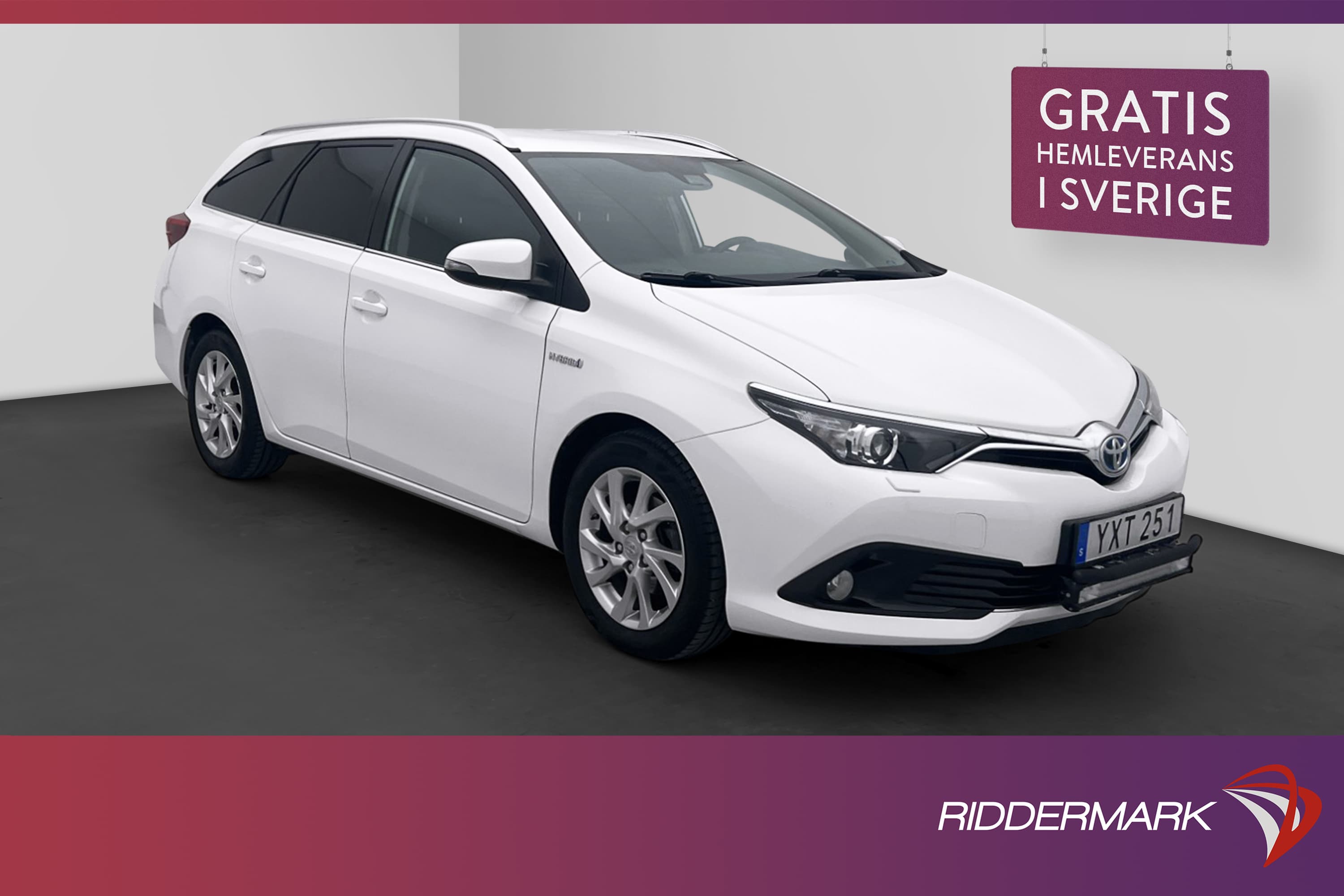 Toyota Auris TS Hybrid 136hk