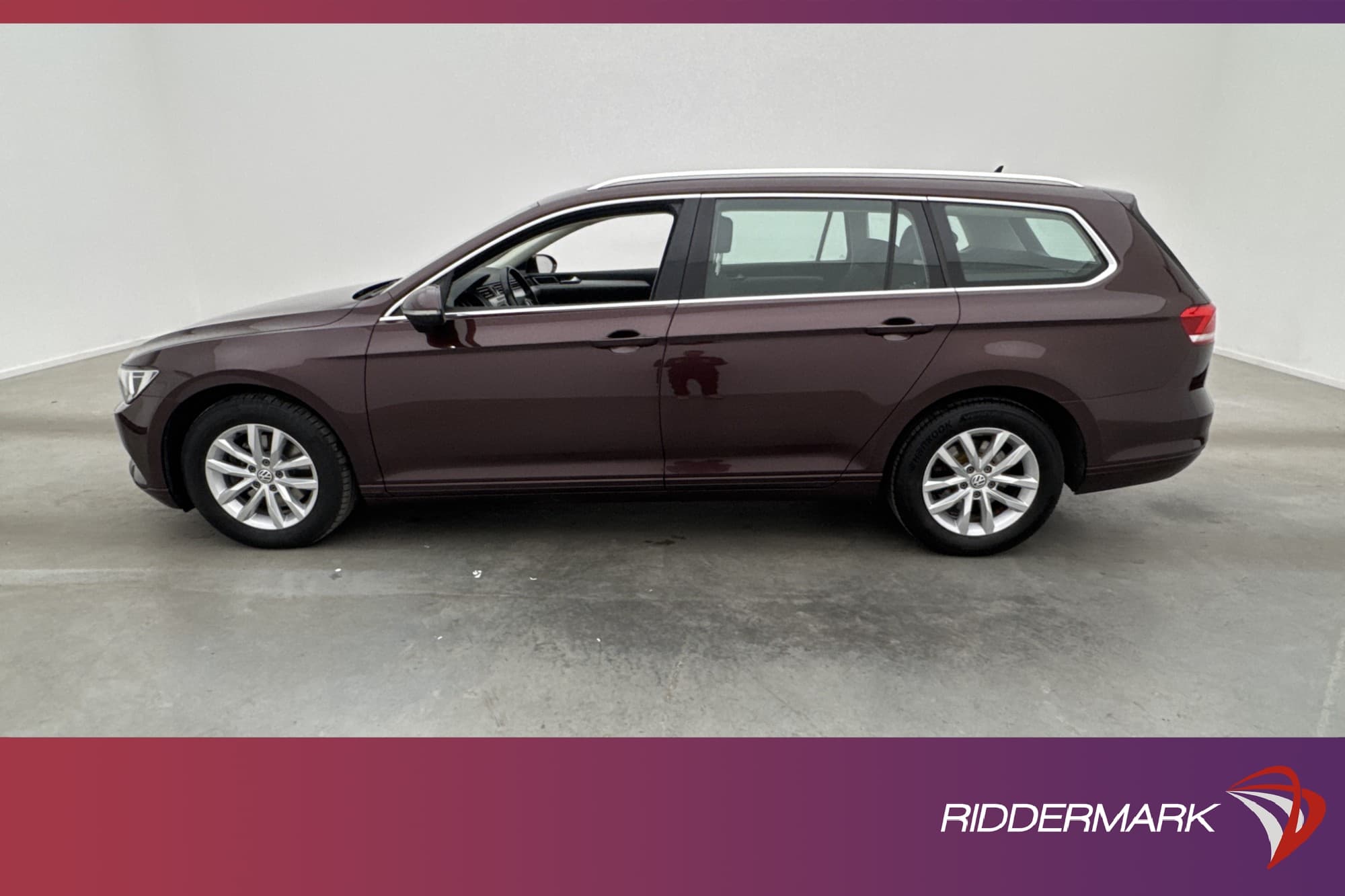 Volkswagen Passat 2.0 TDI 150hk Värmare Drag Kamera Adaptiv