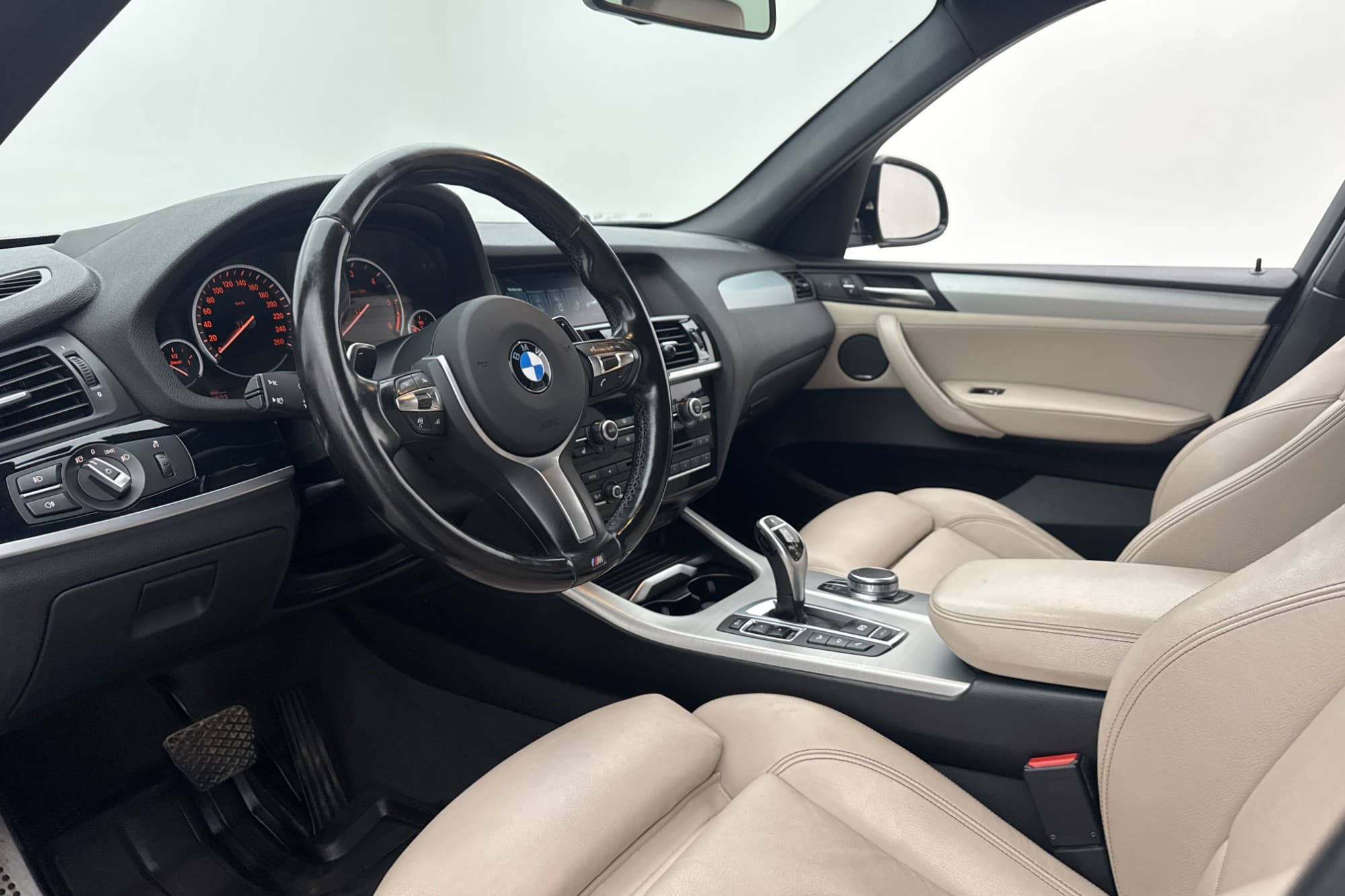 BMW X3 xDrive30d M Sport Innovation Pano Värmare H/K Drag