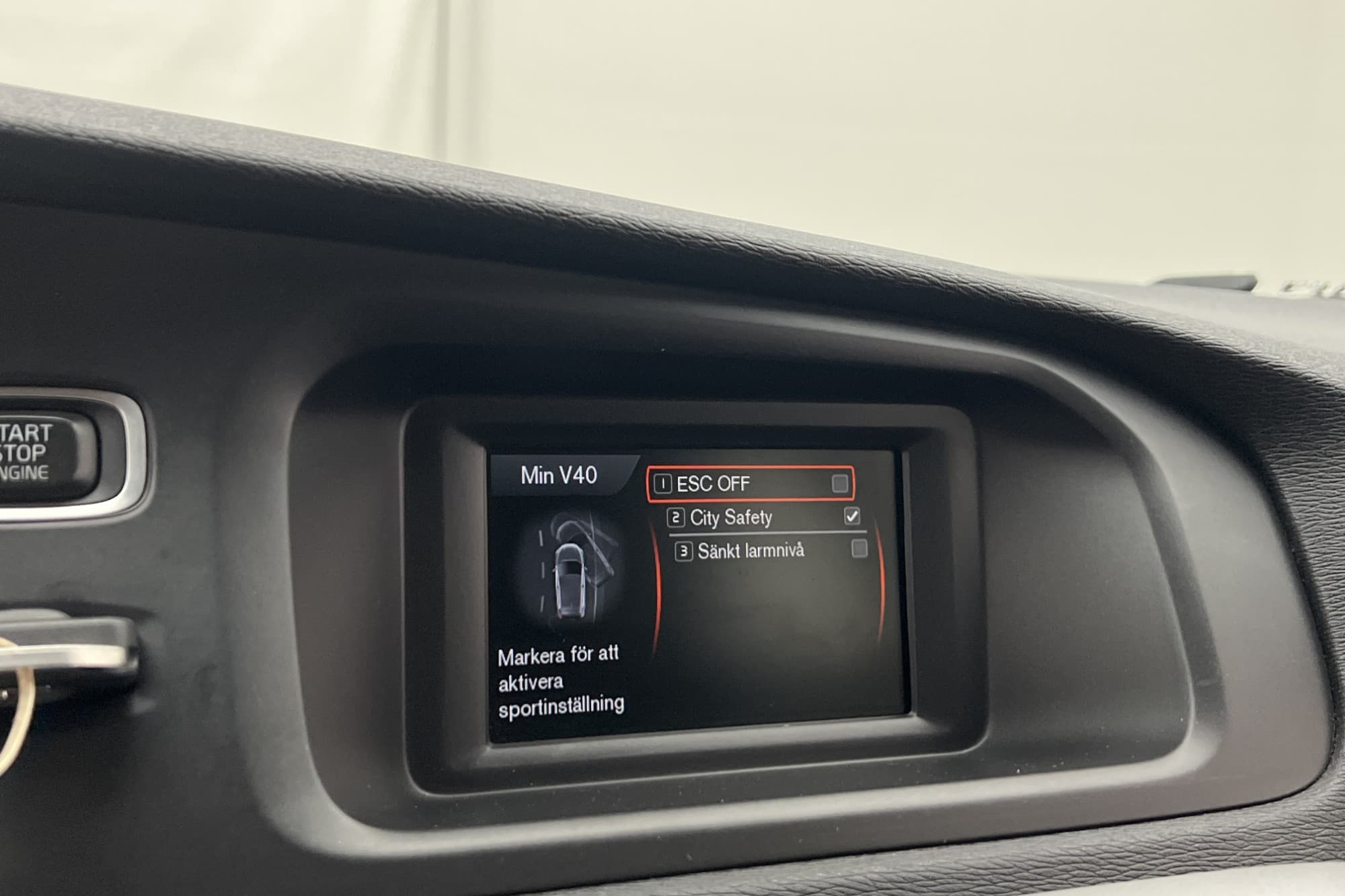 Volvo V40 T3 152hk Kinetic Värmare Sensorer Farthållare