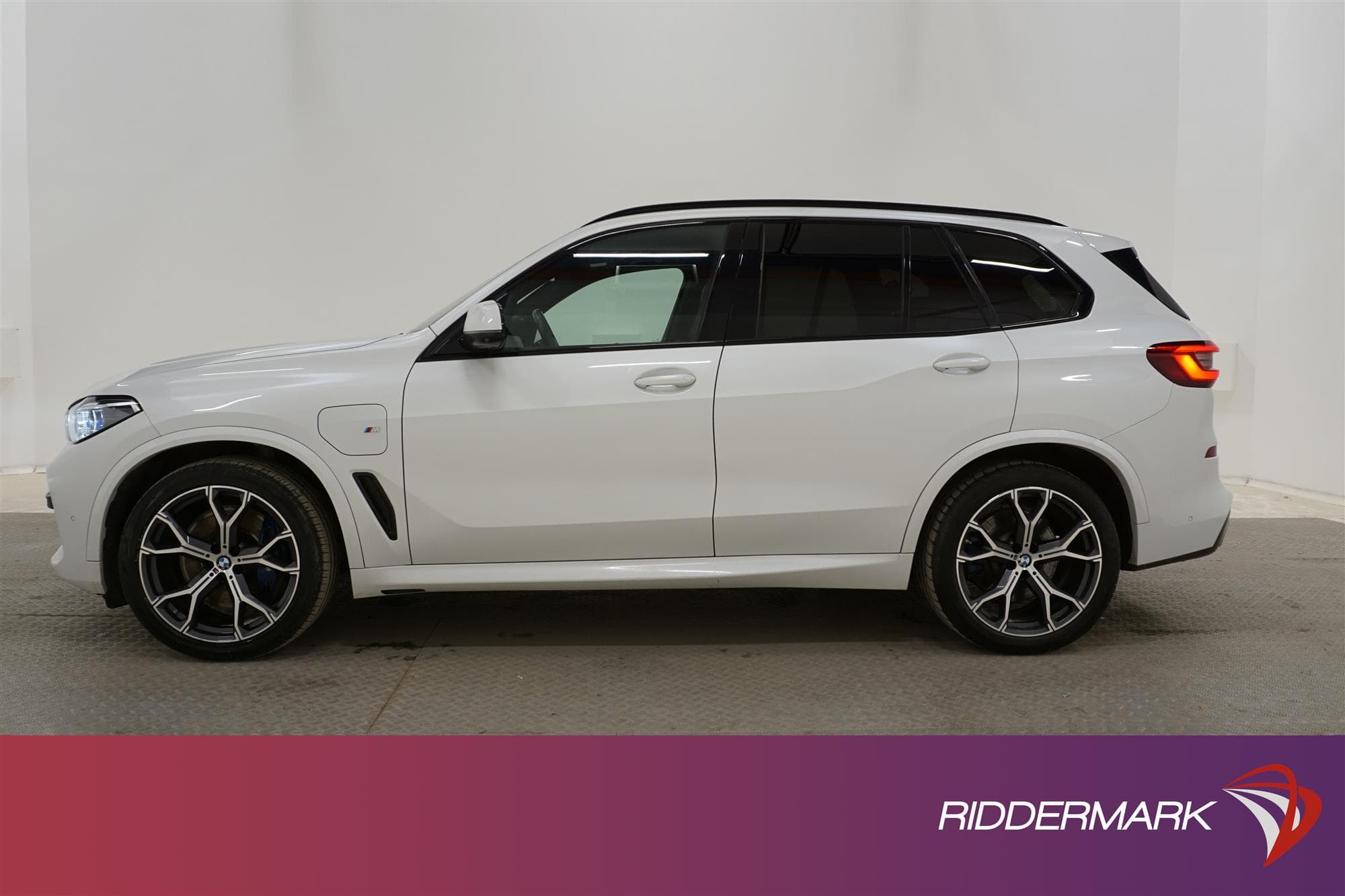 BMW X5 xDrive45e 394hk