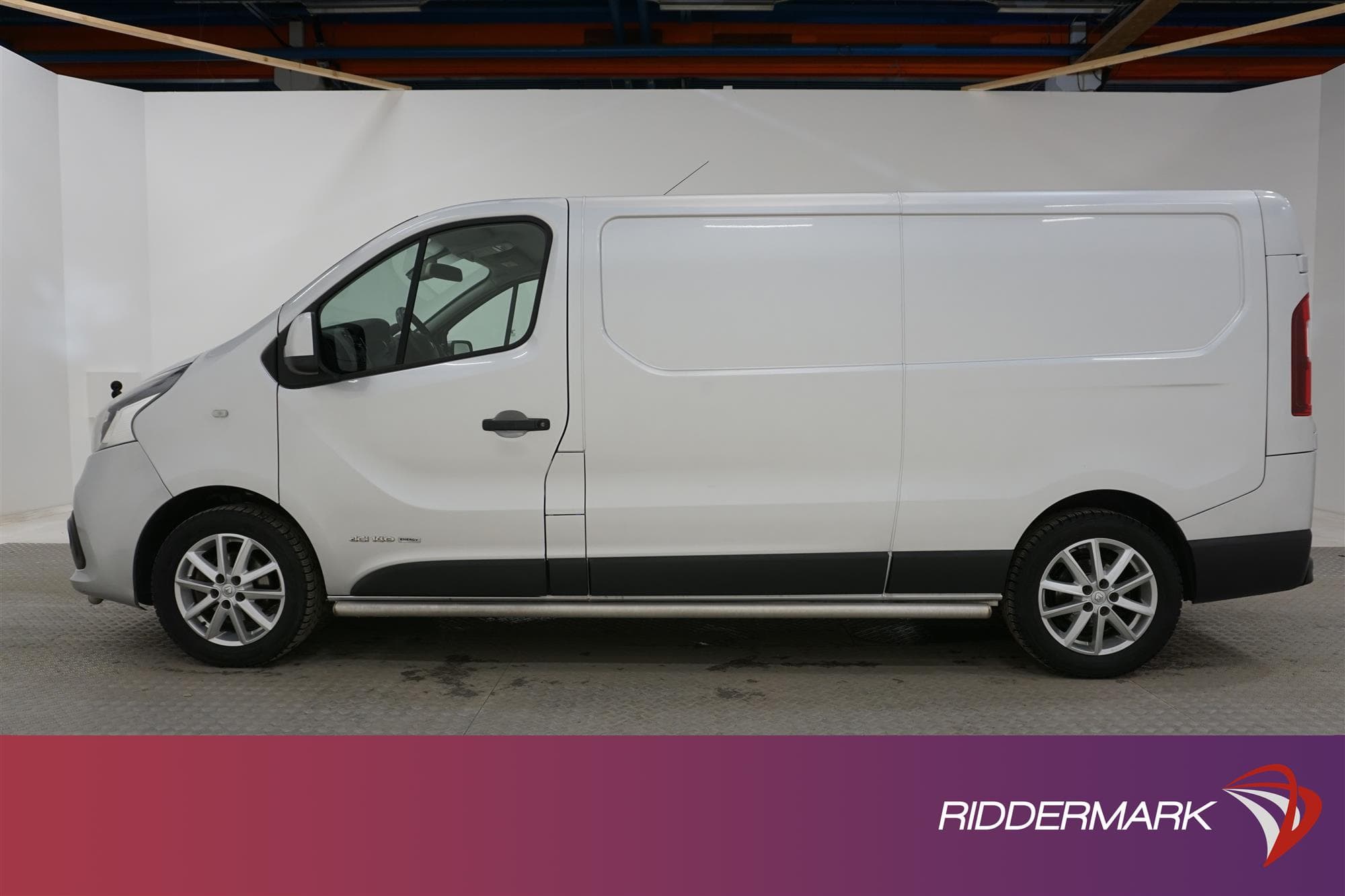 Renault Trafic 1.6dCi 140hk L2 Kamera Drag Värmare Moms
