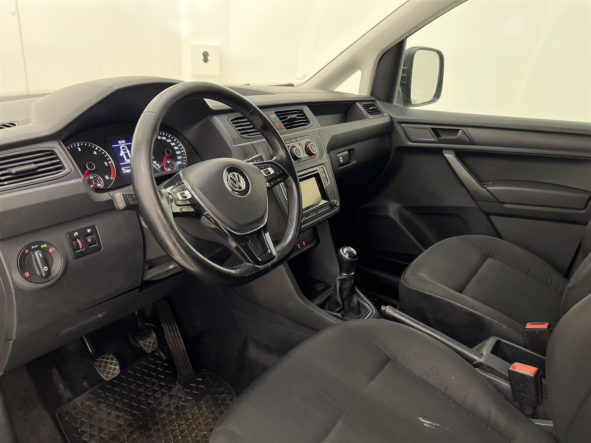 Volkswagen Caddy Maxi 2.0TDI PDC 4Motion Drag Värmare  