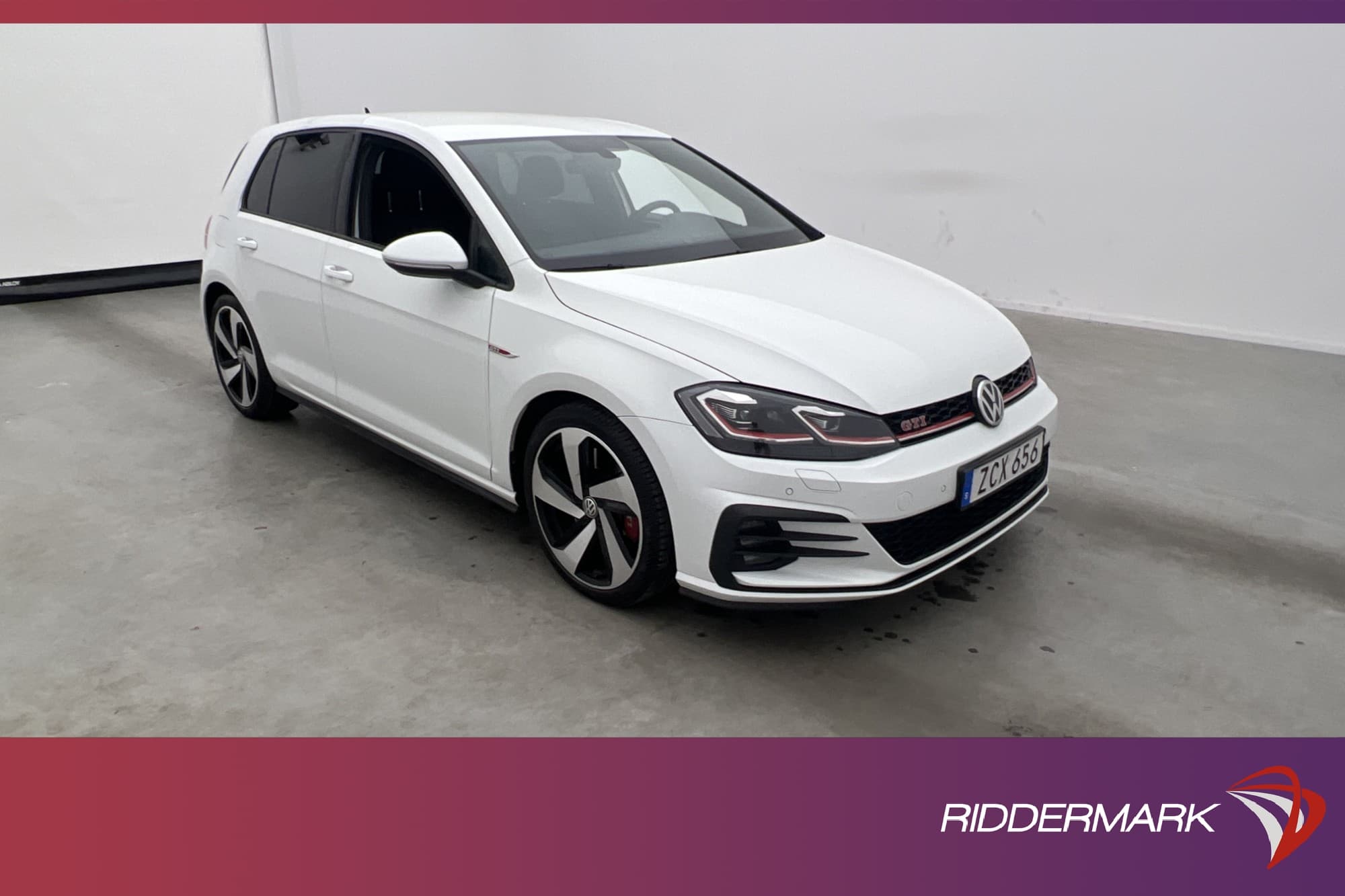Volkswagen Golf GTI Performance 245hk
