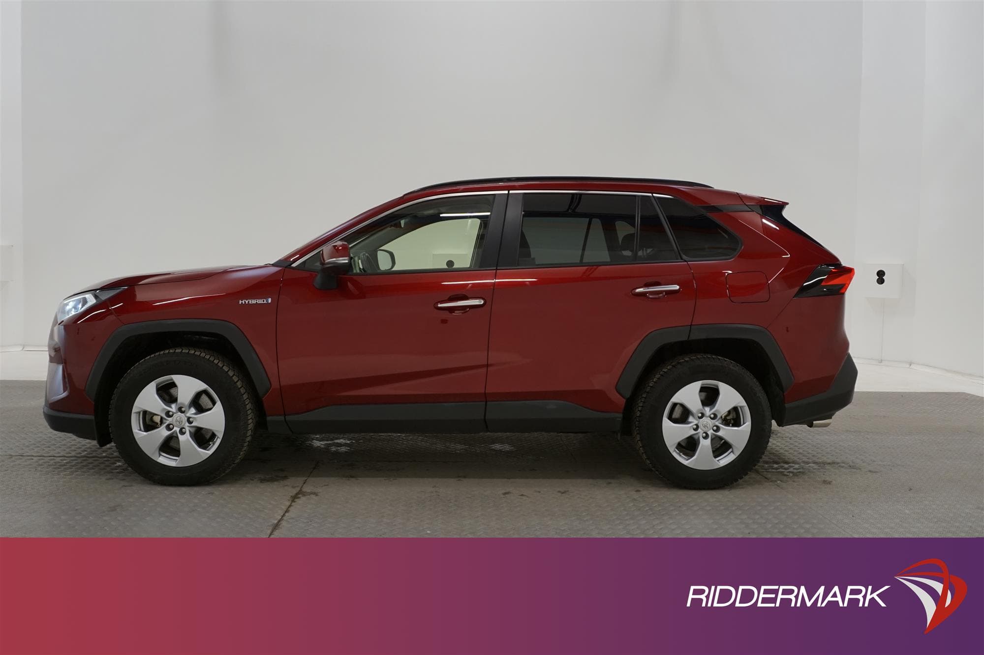 Toyota RAV4 Hybrid AWD 222hk 1 Brukare Executive Välutrustad