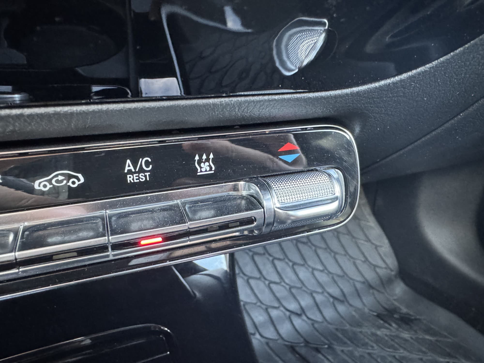Mercedes-Benz CLA 180 Shooting Brake AMG Värmare Kamera