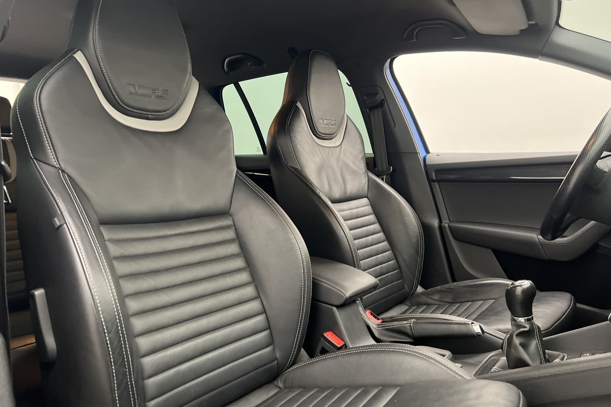 Škoda Octavia RS 2.0 220hk Värmare Dragkrok Kamera CarPlay