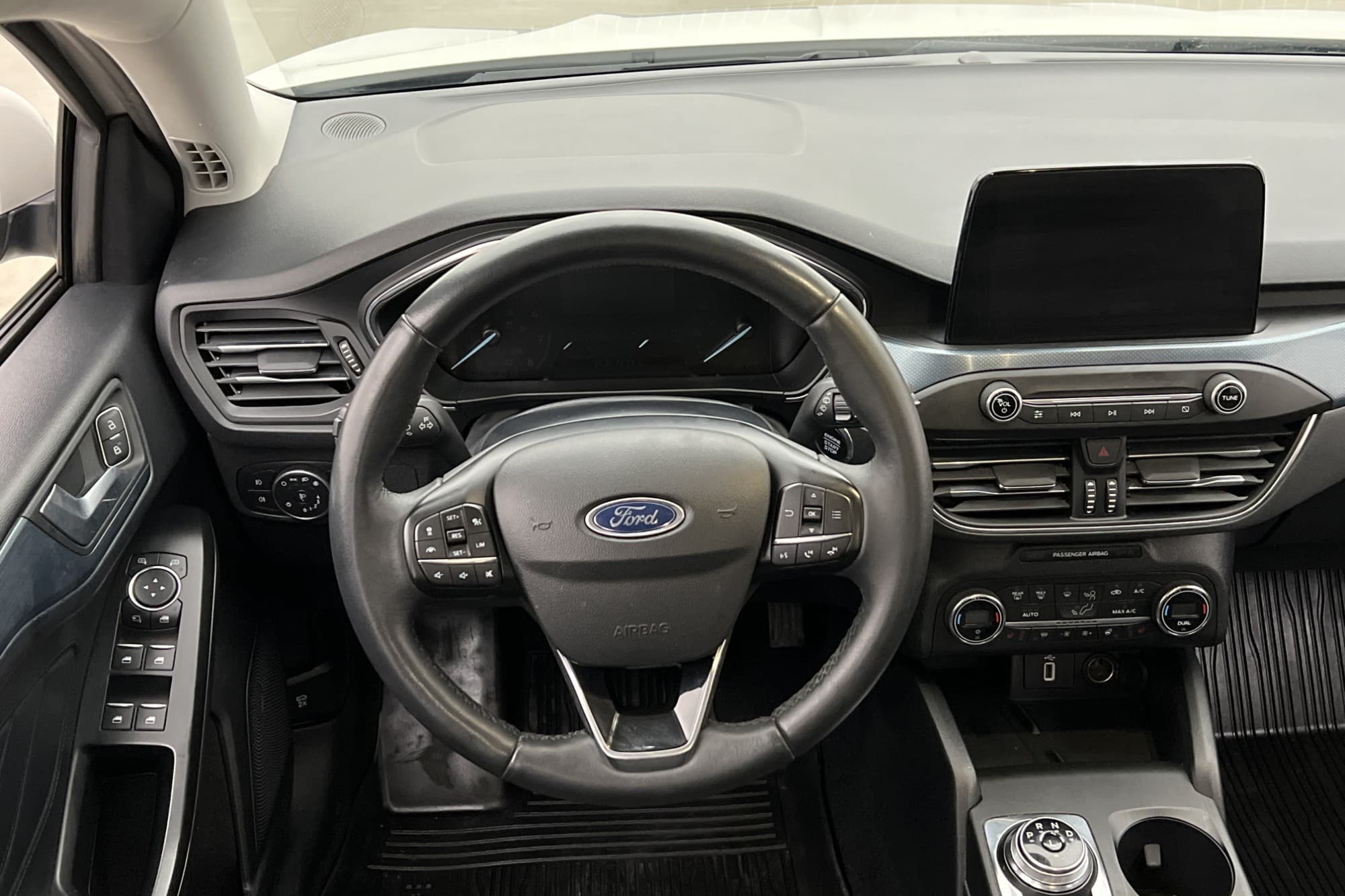 Ford Focus Active Kombi 1.0 125hk Kamera Navi Rattvärme